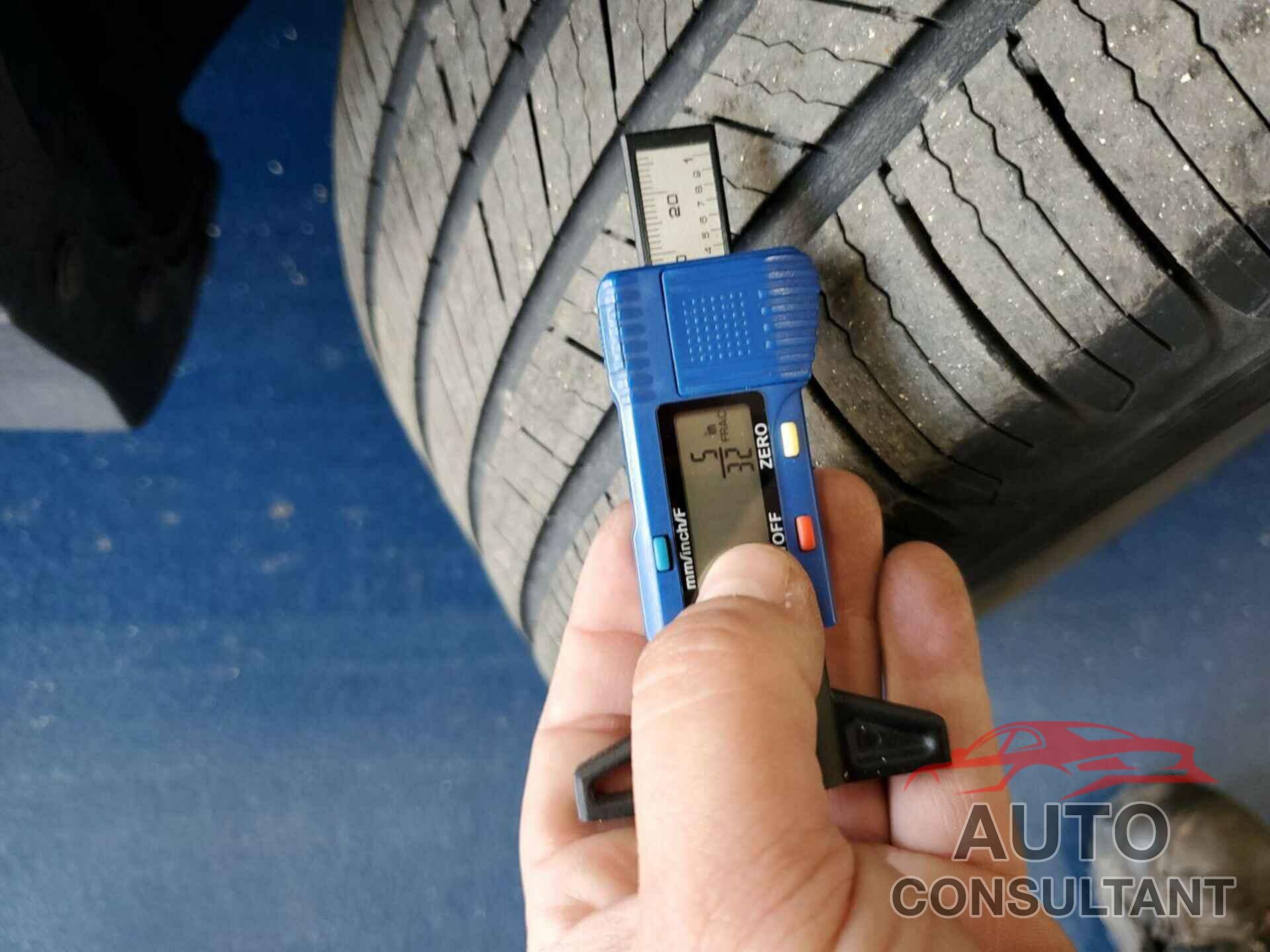FORD ESCAPE 2014 - 1FMCU0GX1EUB65636