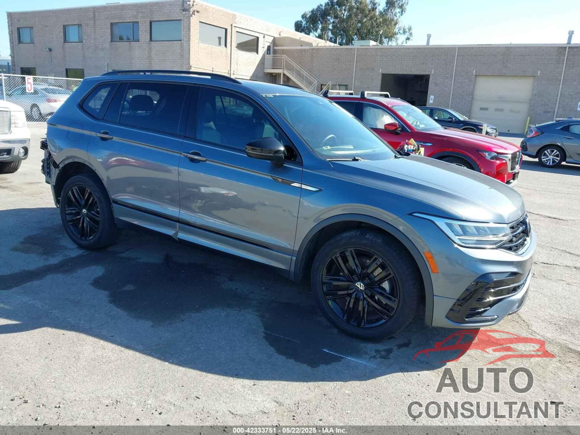 VOLKSWAGEN TIGUAN 2022 - 3VVCB7AX6NM074394