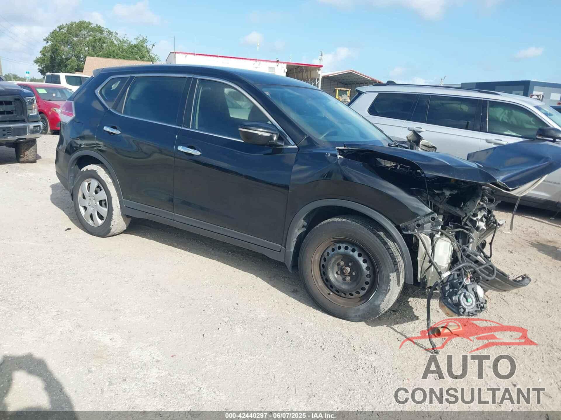 NISSAN ROGUE 2015 - KNMAT2MT3FP568173