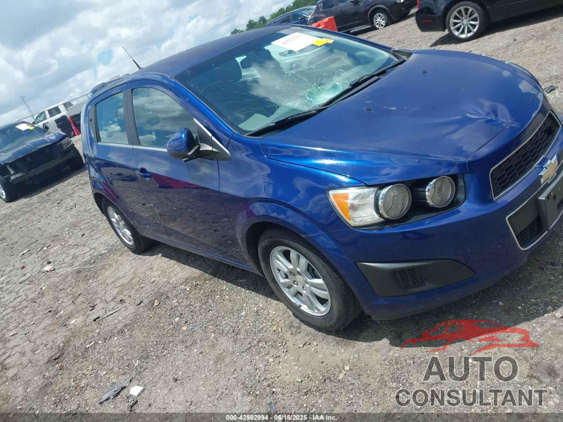 CHEVROLET SONIC 2014 - 1G1JC6SH1E4227594