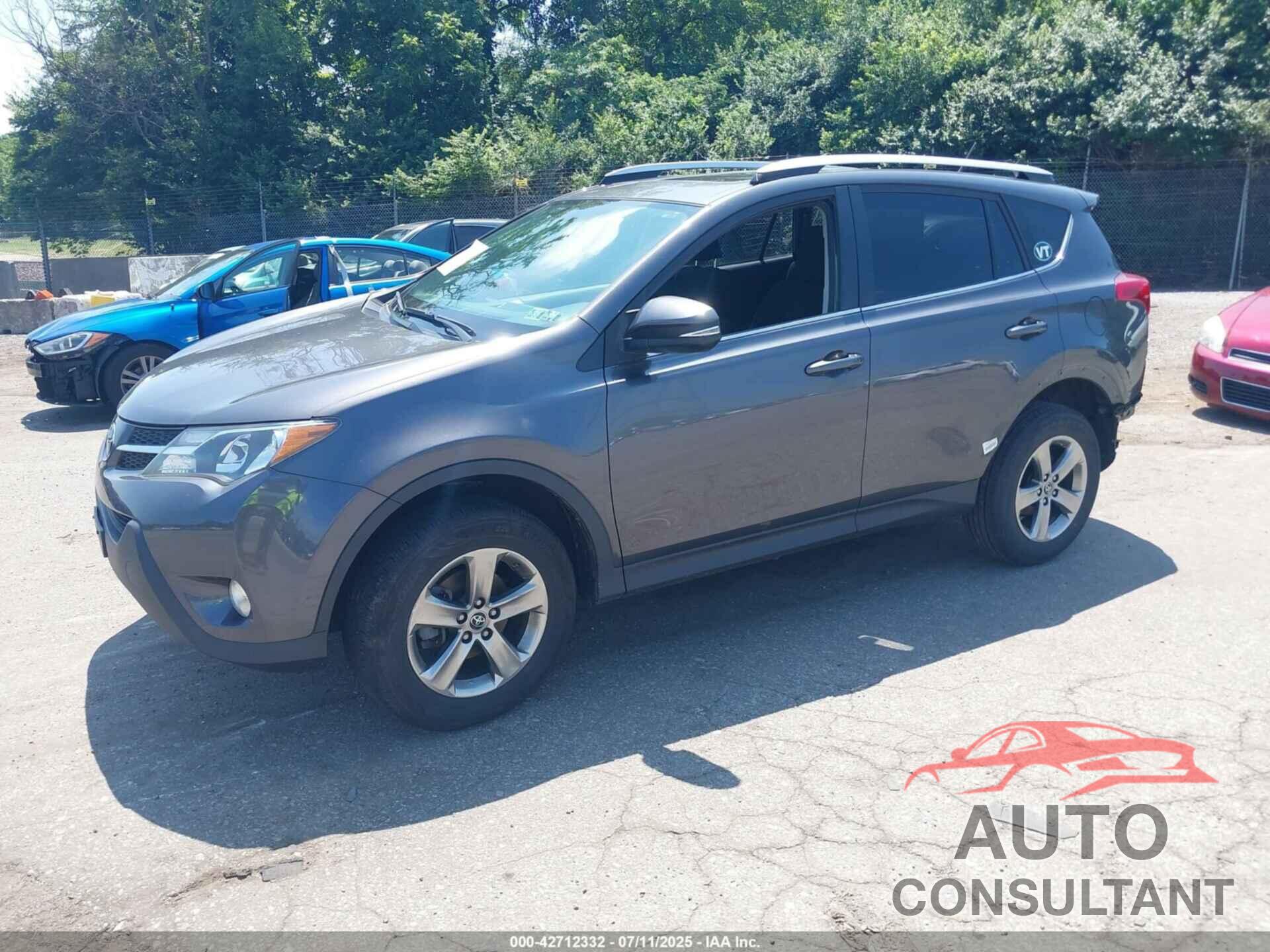 TOYOTA RAV4 2015 - JTMWFREV2FJ051794