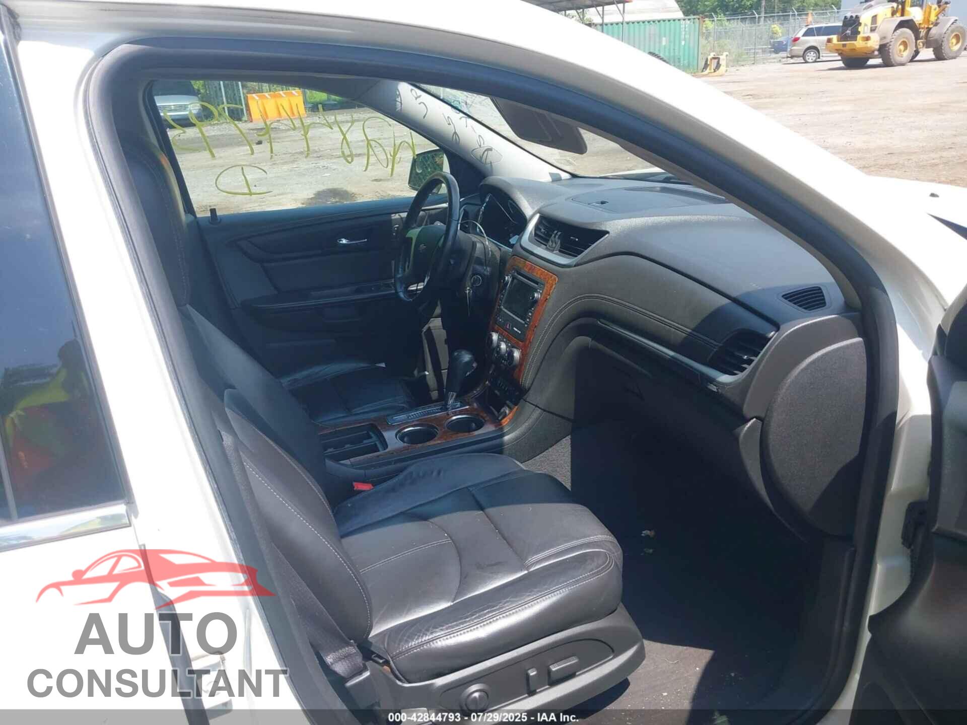 CHEVROLET TRAVERSE 2014 - 1GNKVHKD4EJ222381