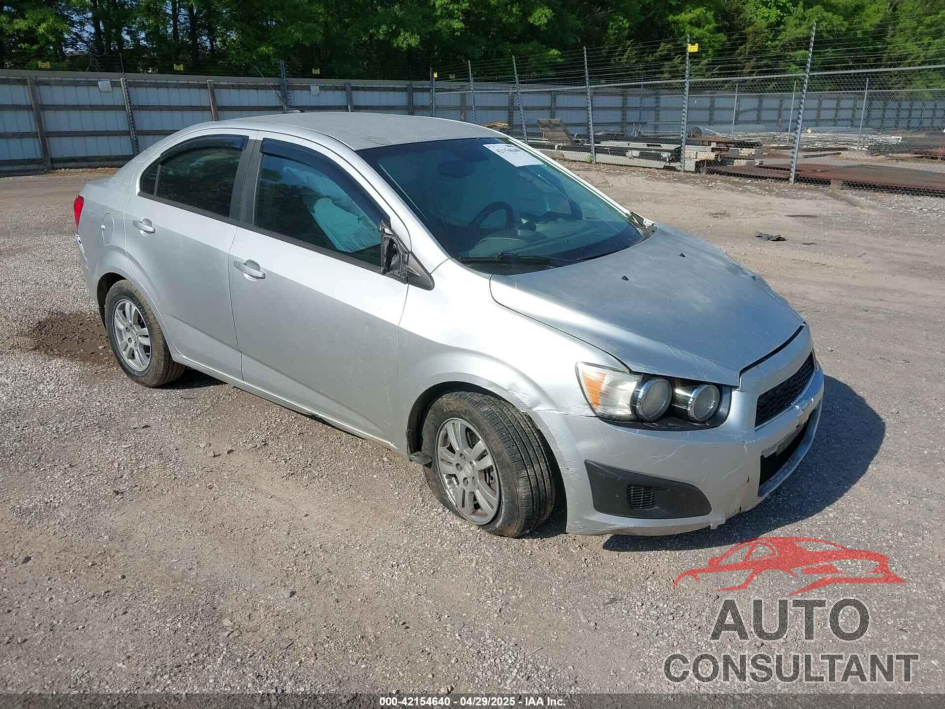 CHEVROLET SONIC 2012 - 1G1JA5SHXC4212170