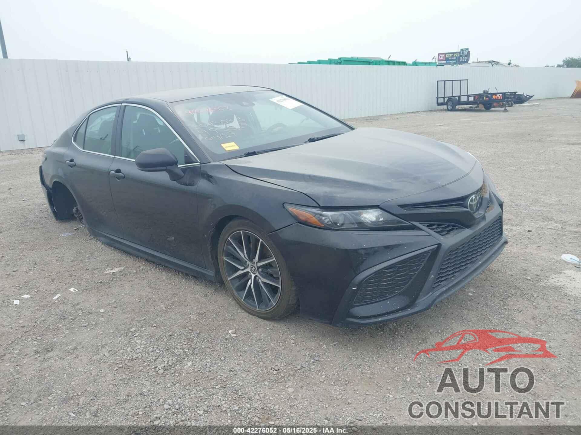 TOYOTA CAMRY 2021 - 4T1G11AK9MU473519