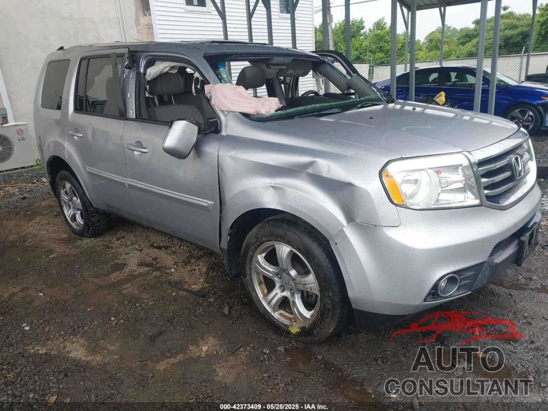 HONDA PILOT 2013 - 5FNYF4H52DB056747