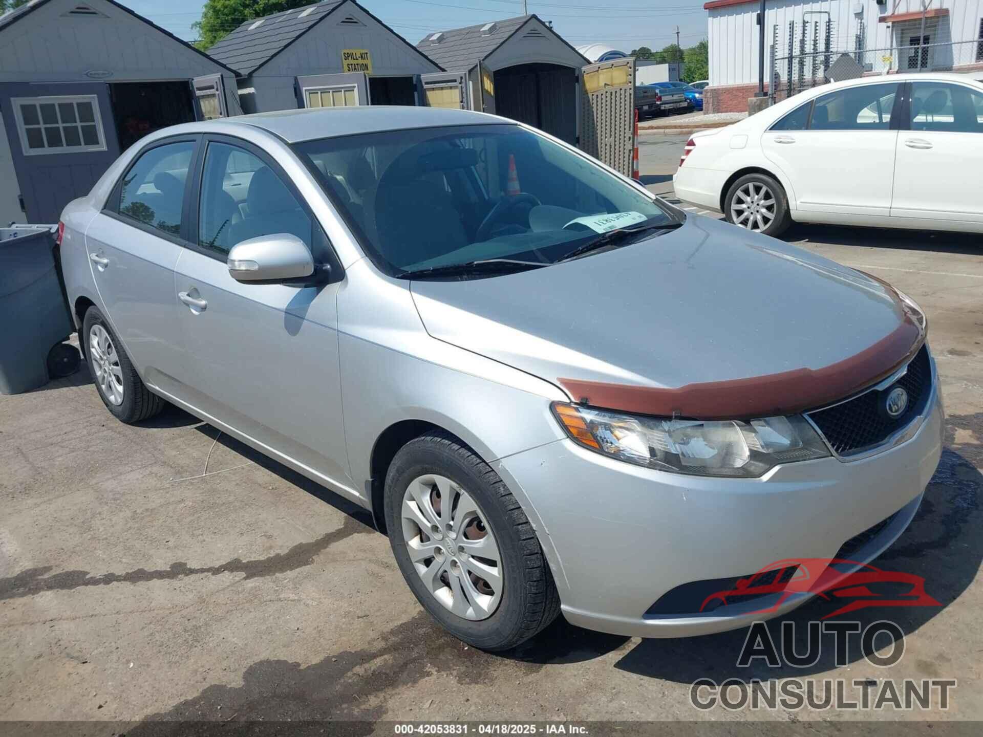 KIA FORTE 2010 - KNAFU4A27A5103648