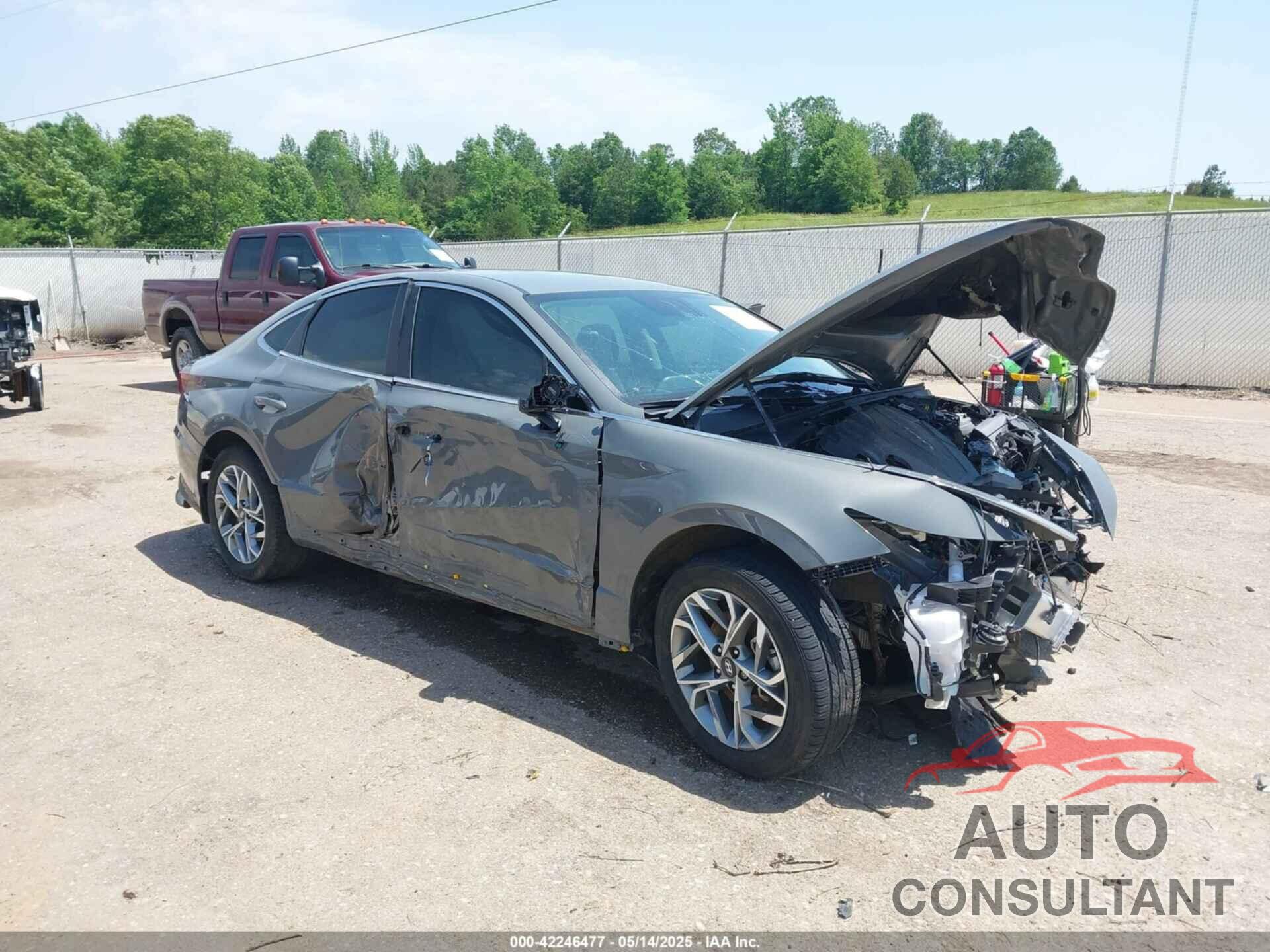 HYUNDAI SONATA 2023 - KMHL64JA5PA282677