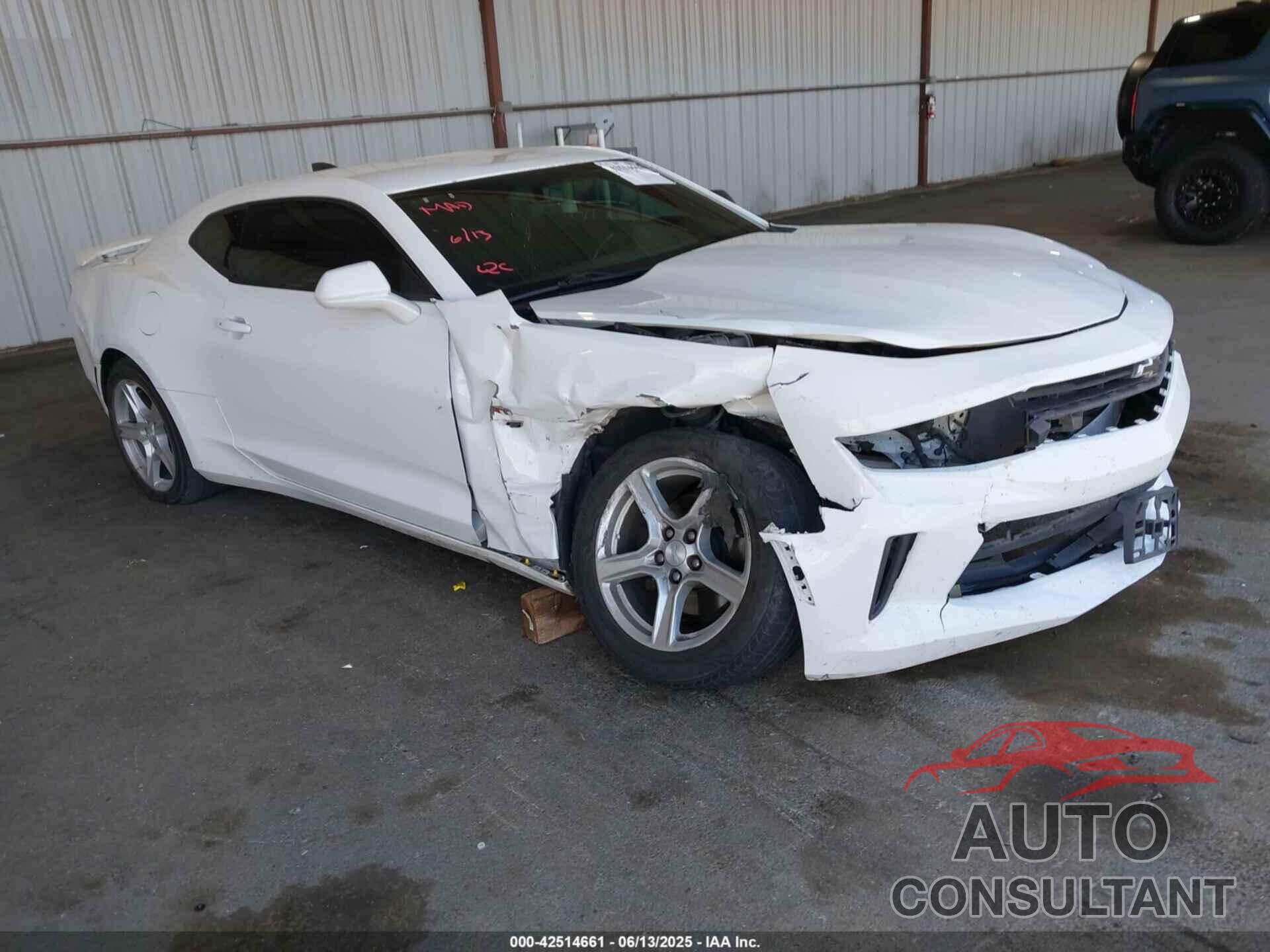 CHEVROLET CAMARO 2018 - 1G1FB1RS1J0168397