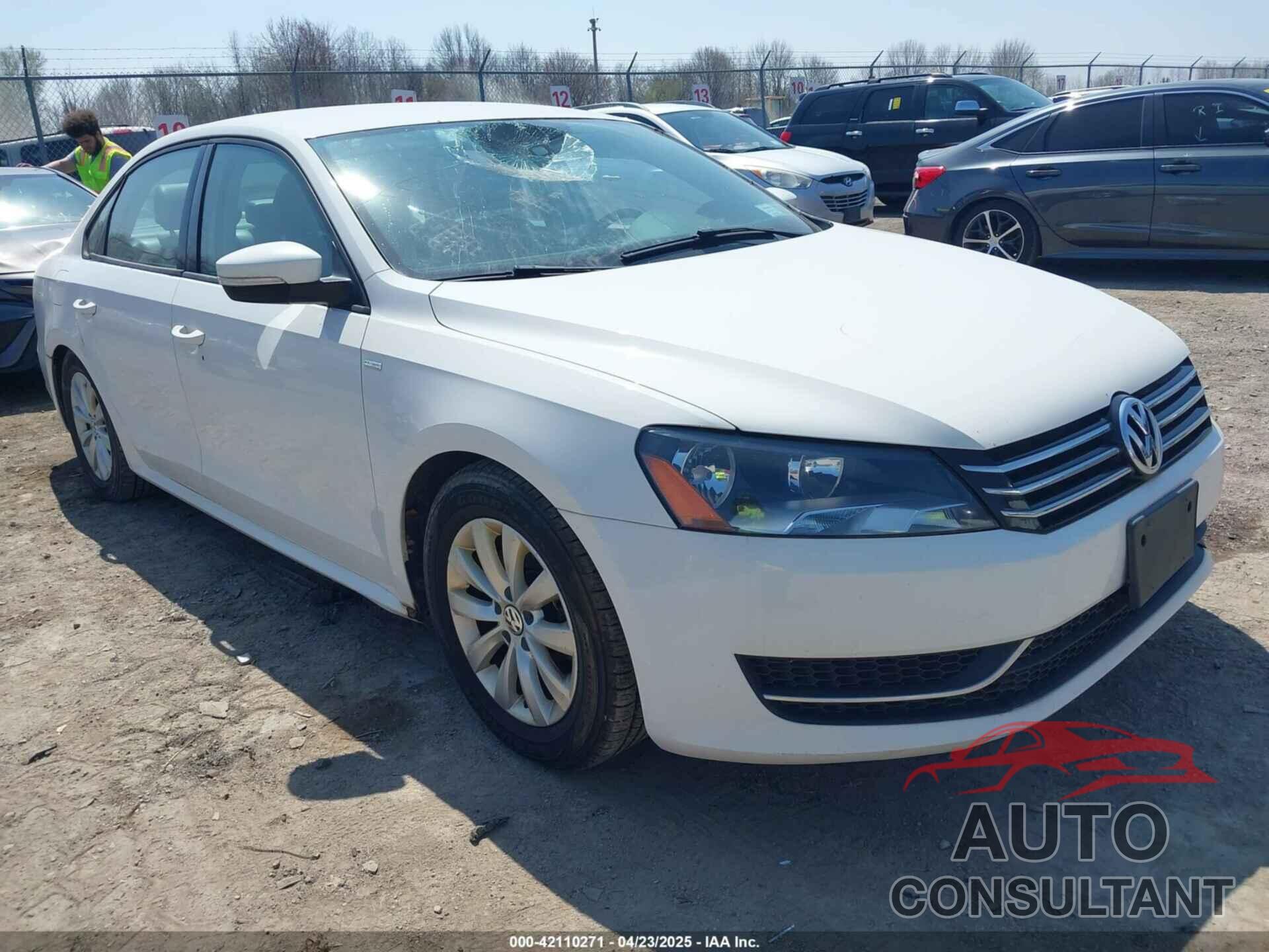 VOLKSWAGEN PASSAT 2015 - 1VWAT7A31FC033803
