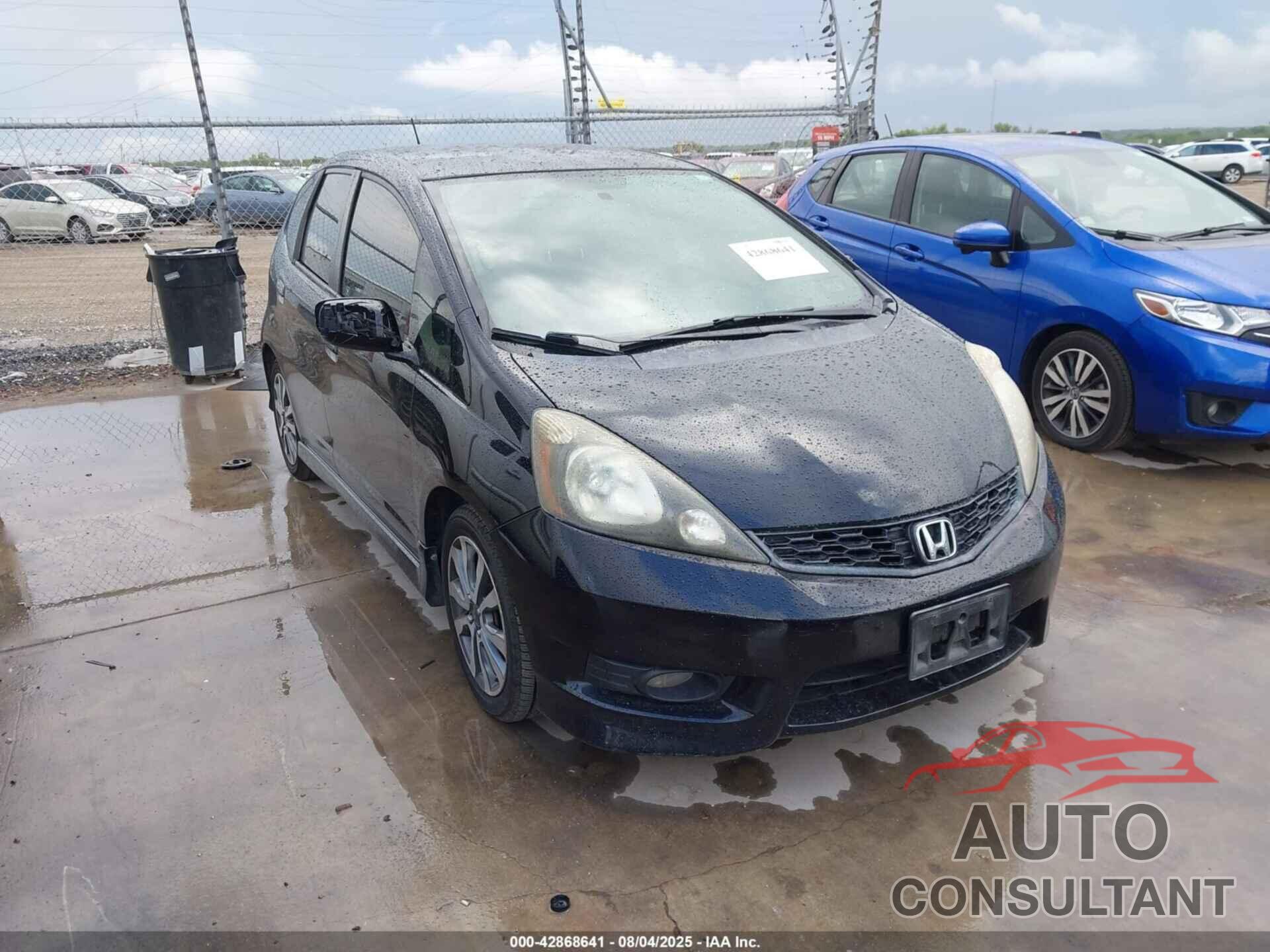 HONDA FIT 2013 - JHMGE8H54DC006207