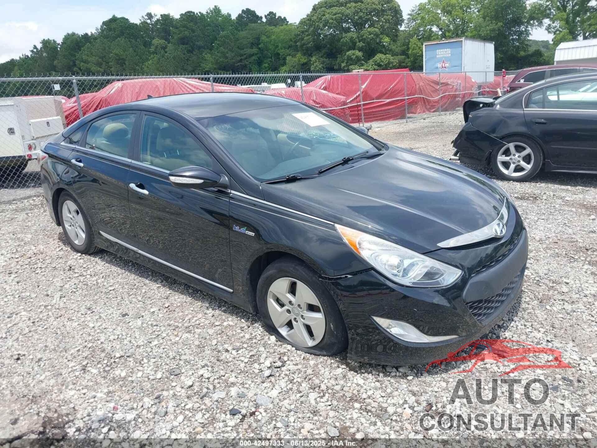 HYUNDAI SONATA HYBRID 2012 - KMHEC4A47CA032721