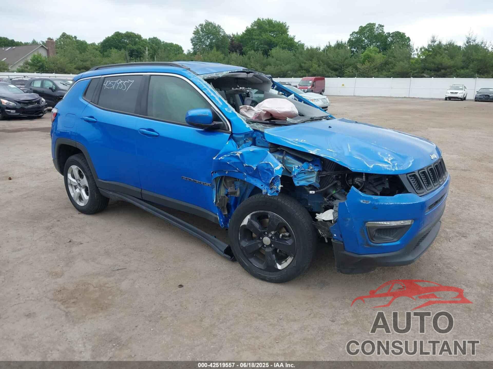 JEEP COMPASS 2018 - 3C4NJDBB0JT400623