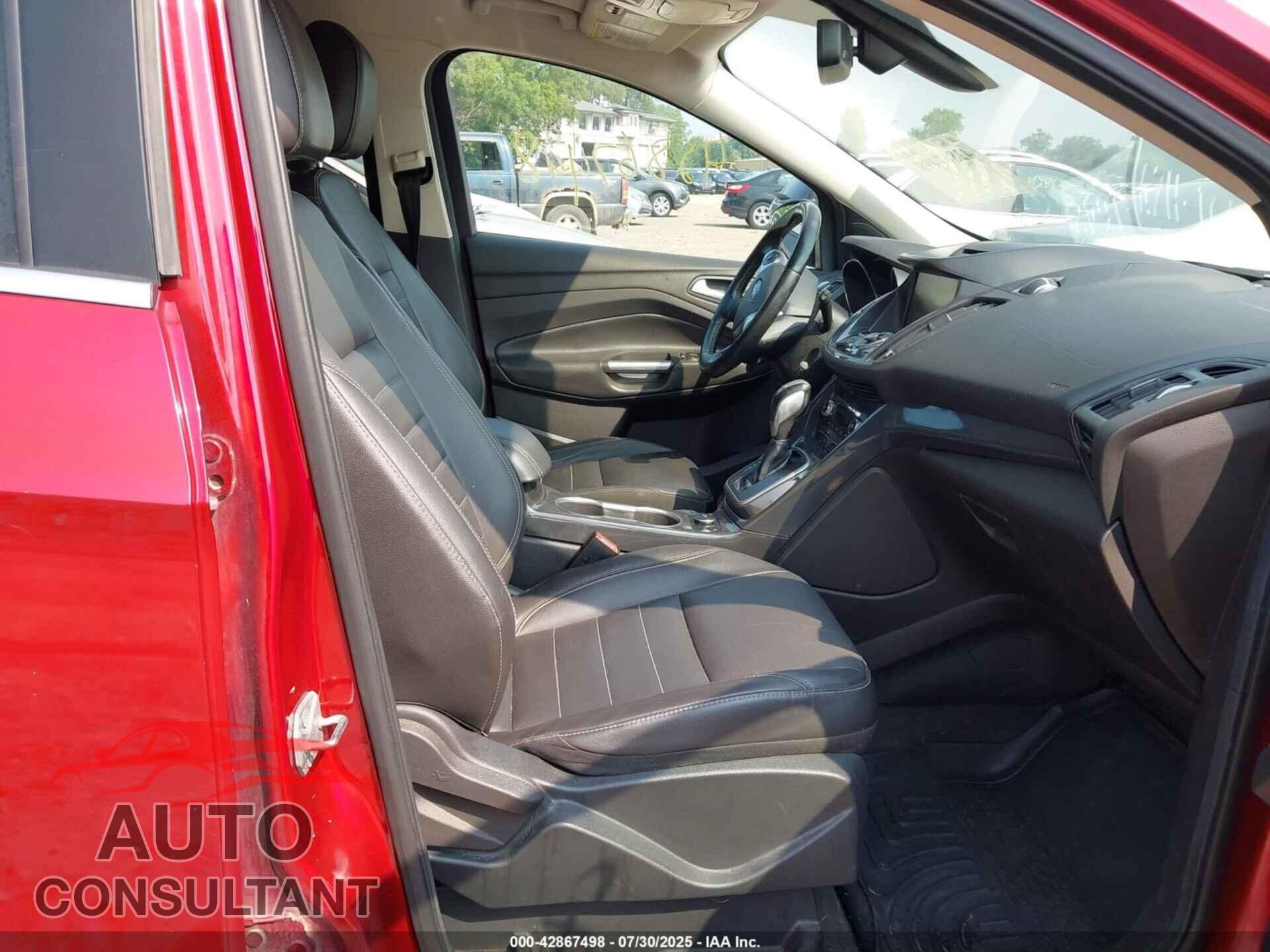 FORD ESCAPE 2014 - 1FMCU9J92EUA93473