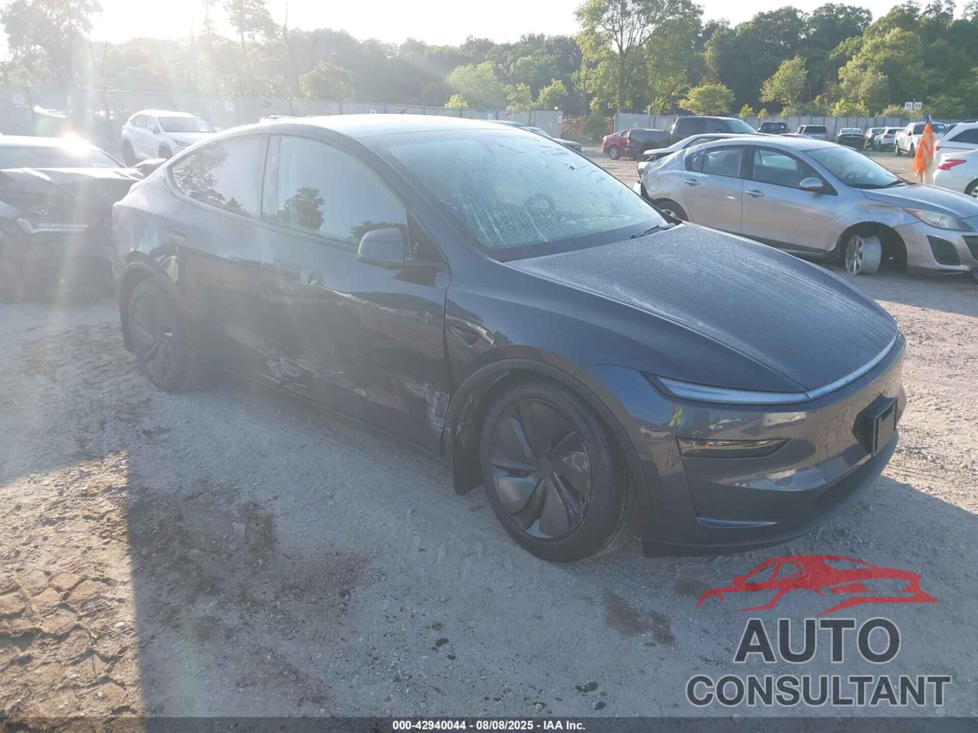 TESLA MODEL Y 2026 - 7SAYGDEEXTA388497