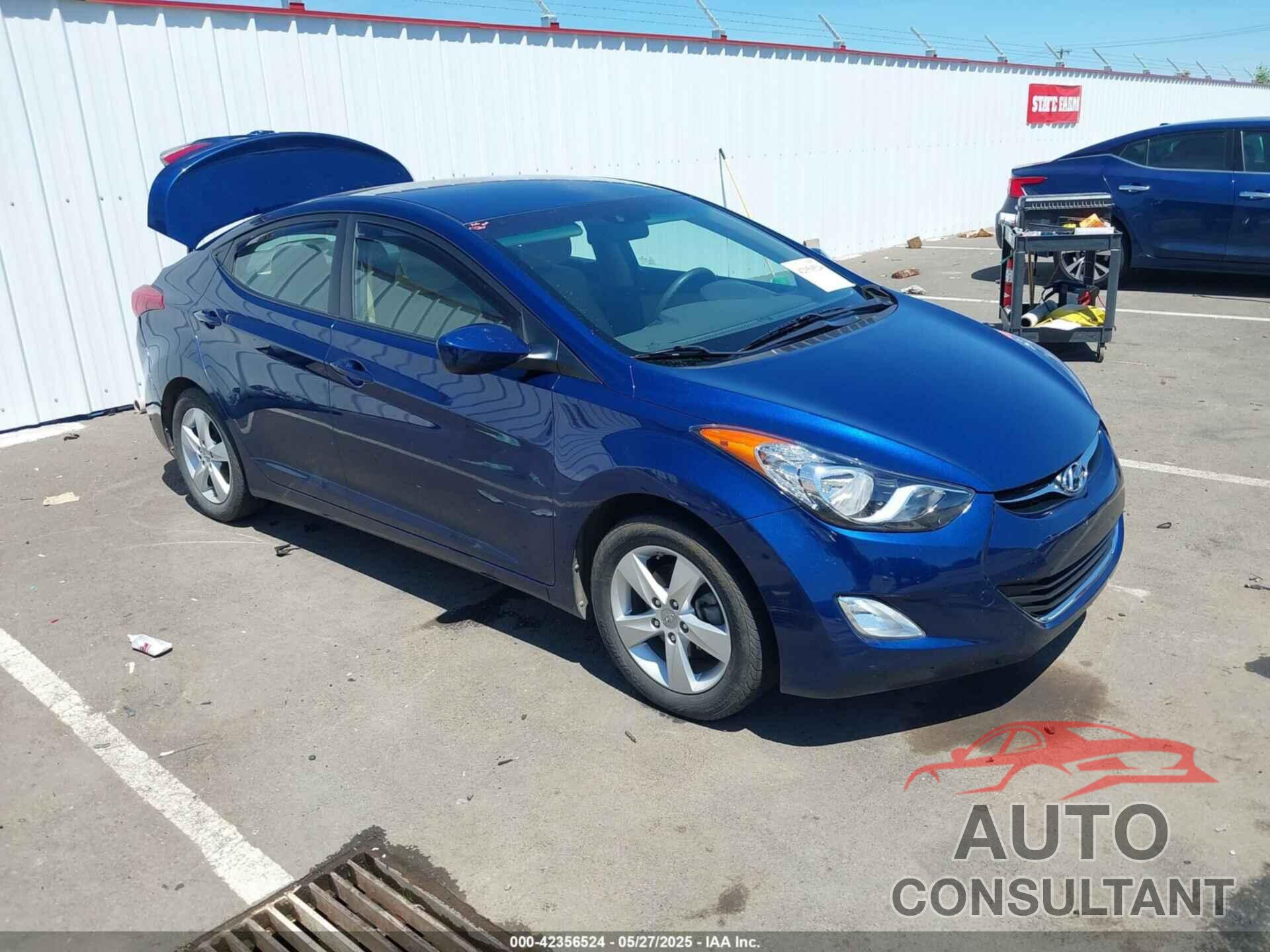 HYUNDAI ELANTRA 2013 - KMHDH4AE4DU536164