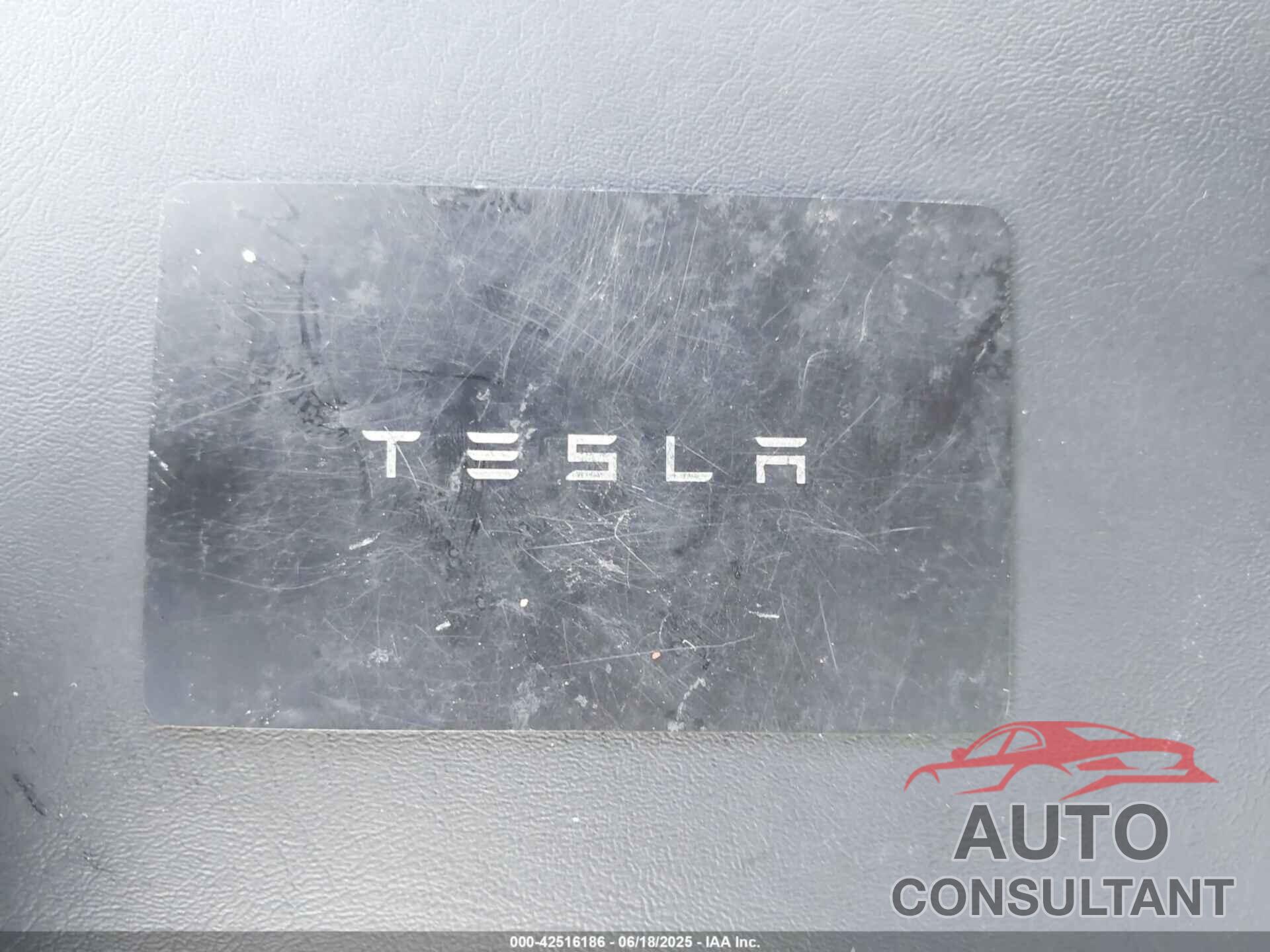 TESLA MODEL 3 2021 - 5YJ3E1EB1MF983986