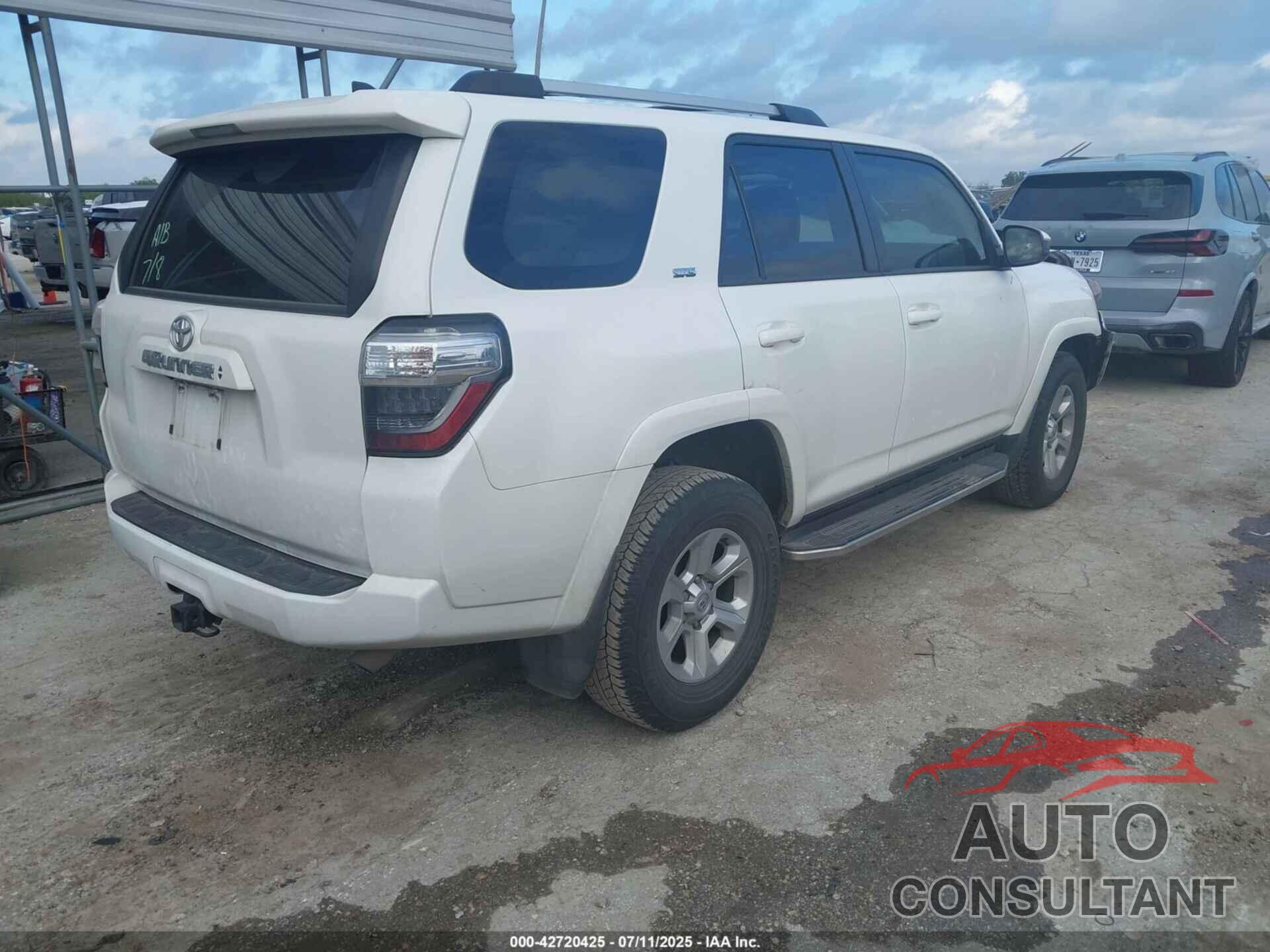 TOYOTA 4RUNNER 2022 - JTEEU5JR6N5260929