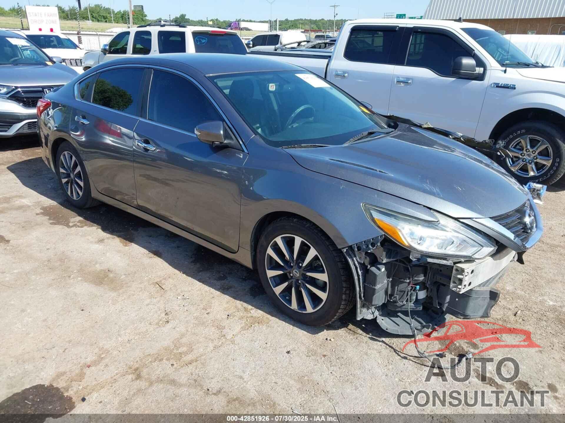 NISSAN ALTIMA 2017 - 1N4AL3AP8HC178604