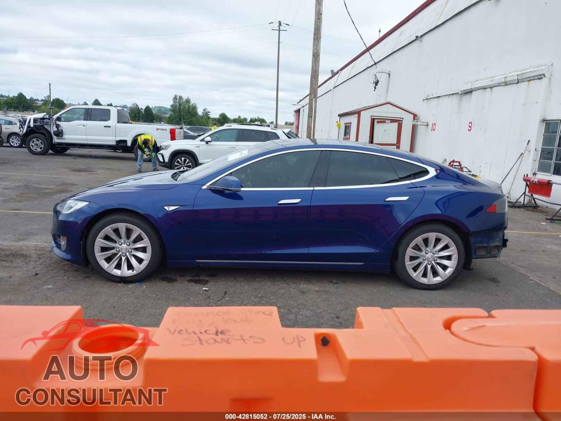 TESLA MODEL S 2016 - 5YJSA1E17GF153564