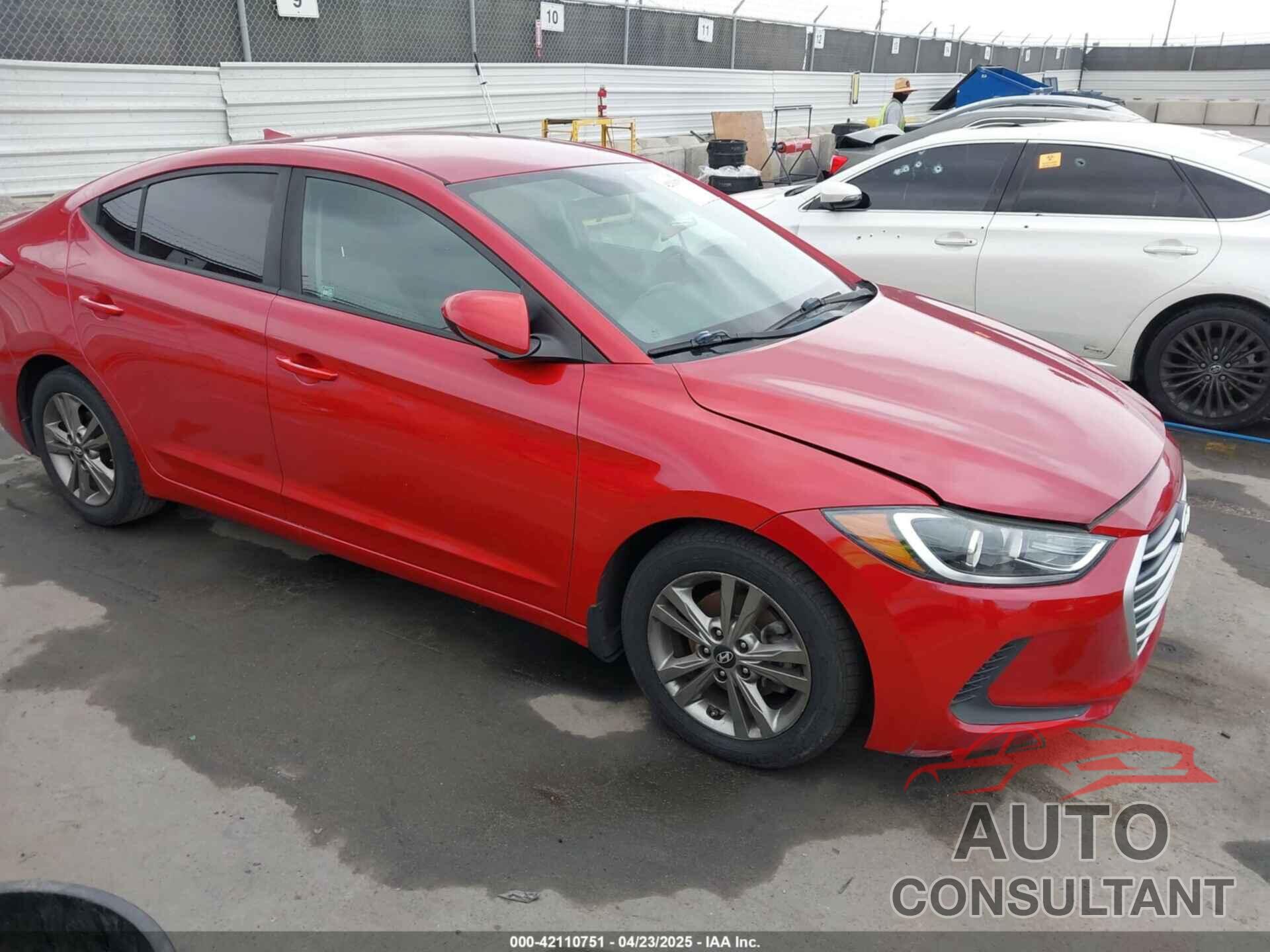 HYUNDAI ELANTRA 2018 - 5NPD84LF0JH225704