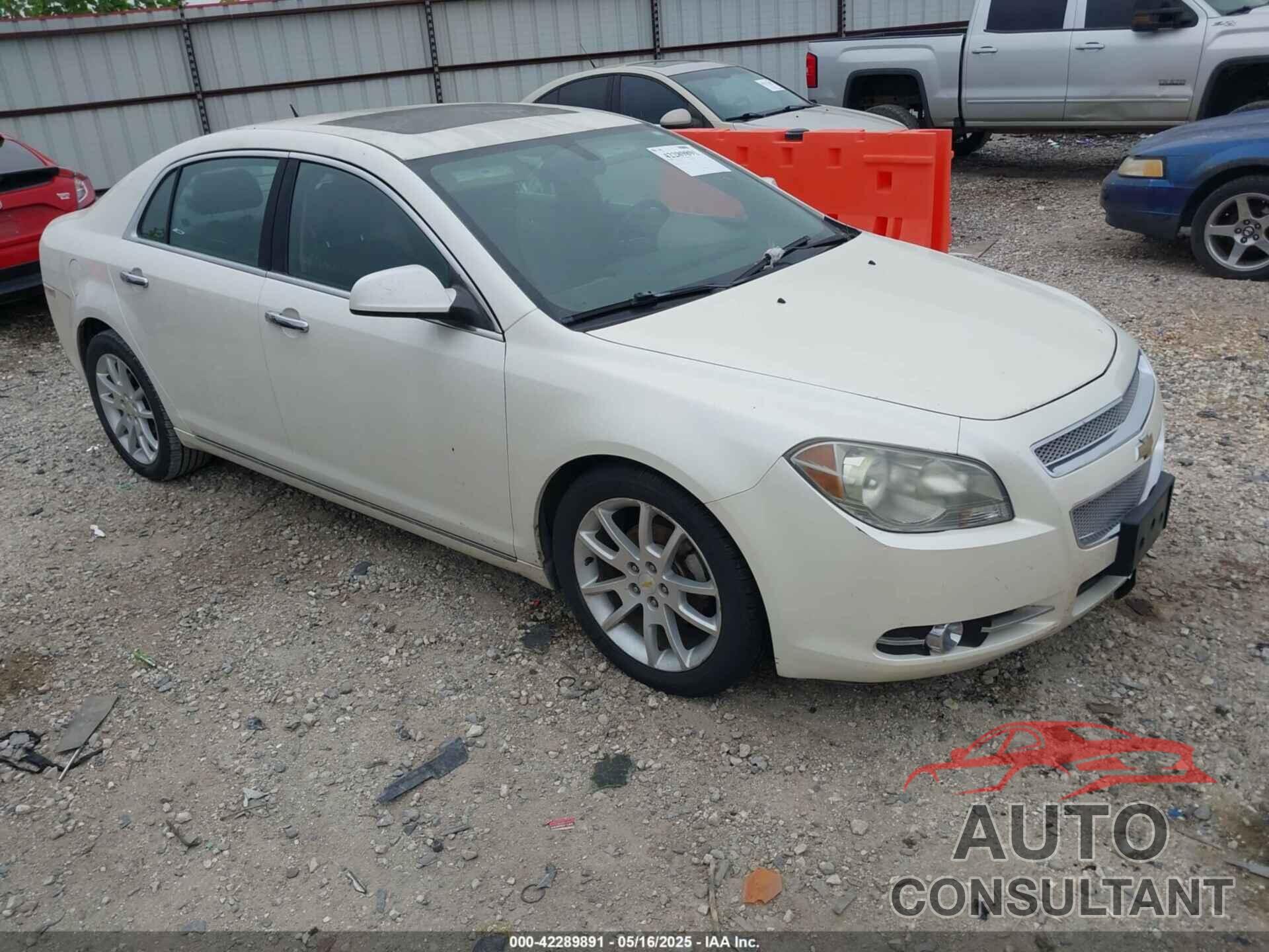 CHEVROLET MALIBU 2010 - 1G1ZE5E74AF250229