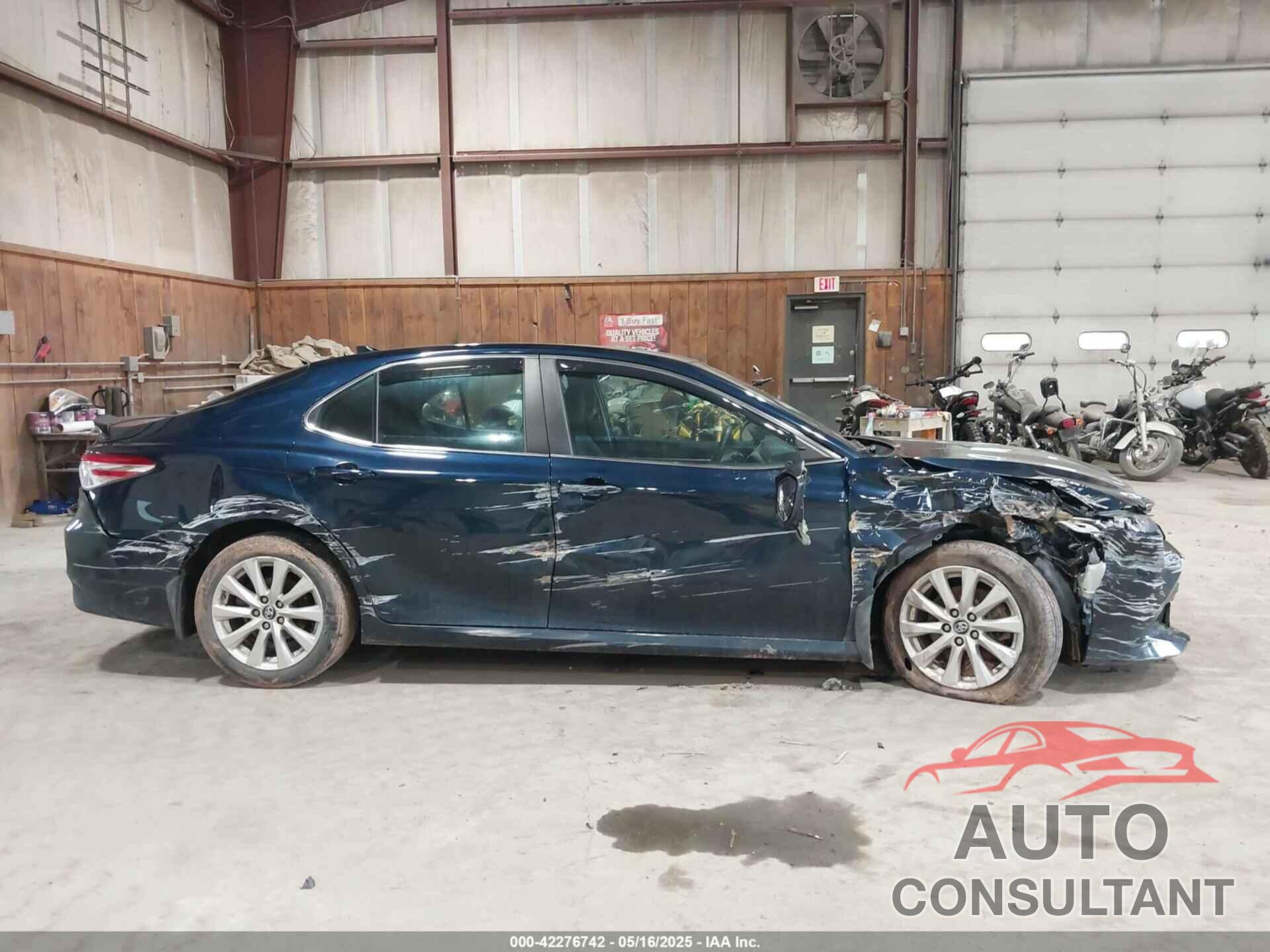 TOYOTA CAMRY 2019 - 4T1B11HK8KU709218