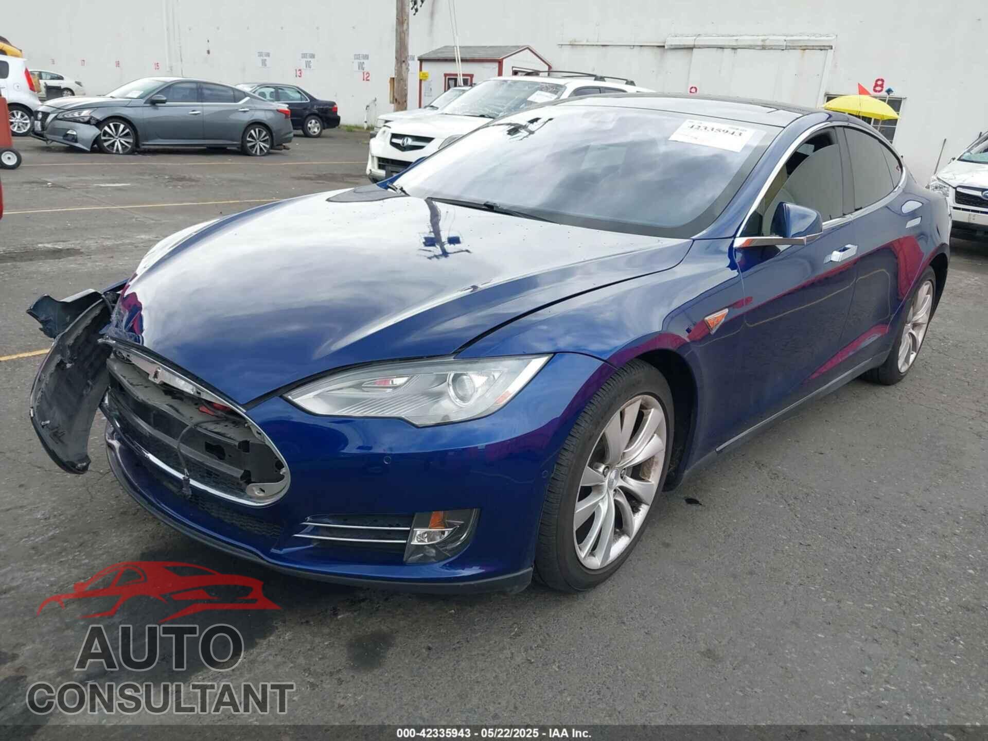 TESLA MODEL S 2015 - 5YJSA1H22FF095964