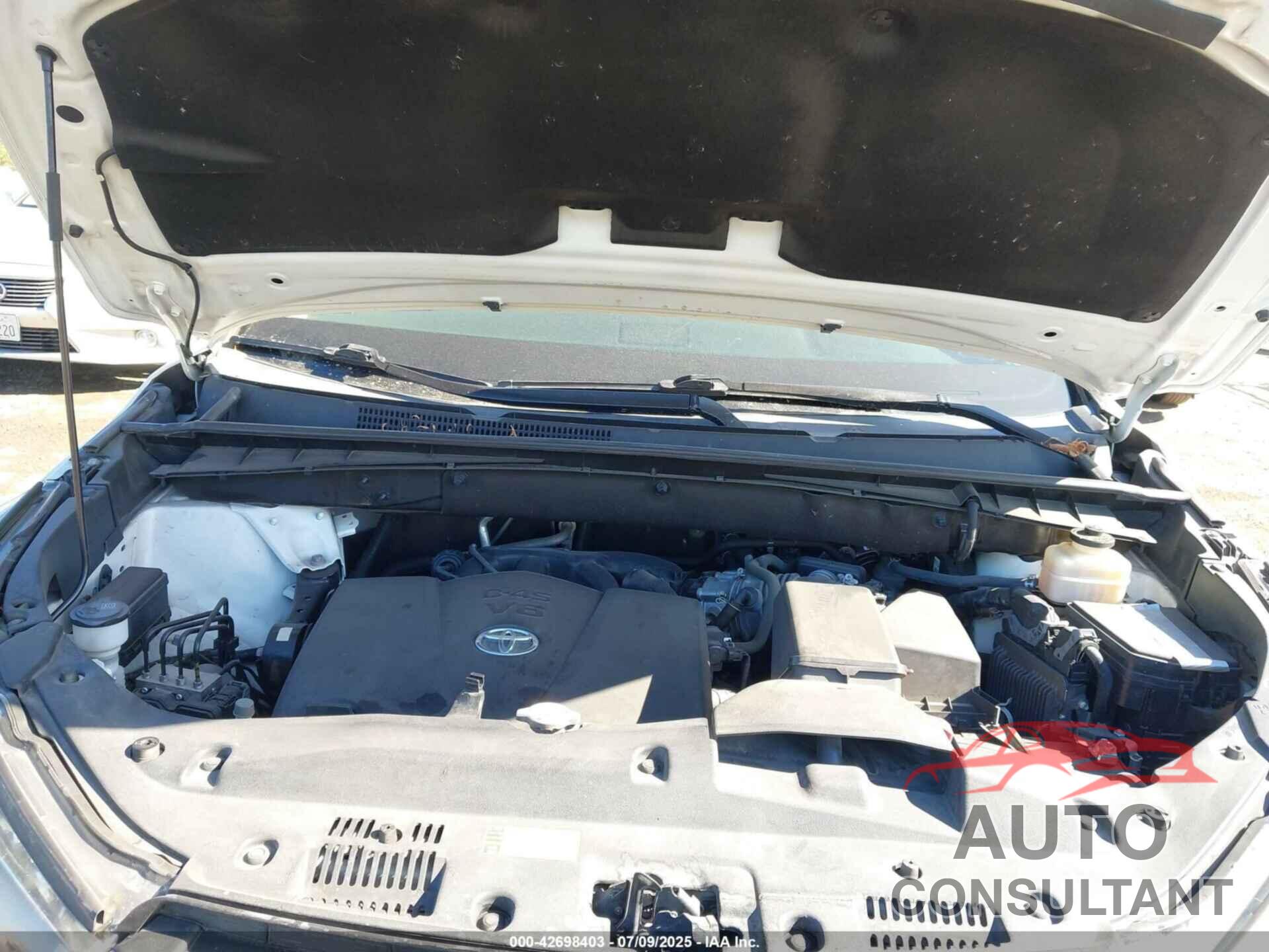 TOYOTA HIGHLANDER 2018 - 5TDYZRFH7JS264597