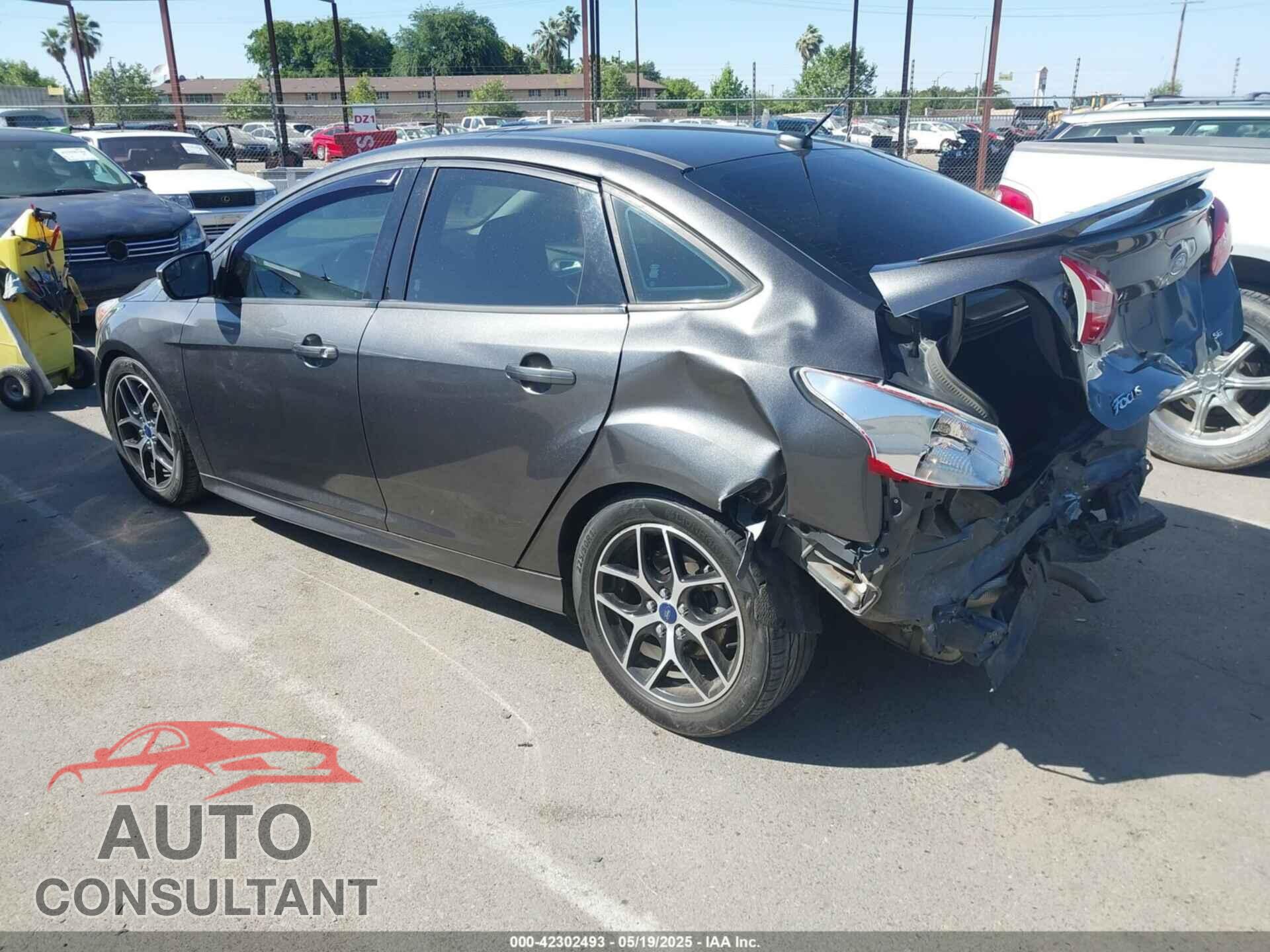 FORD FOCUS 2016 - 1FADP3F28GL282667