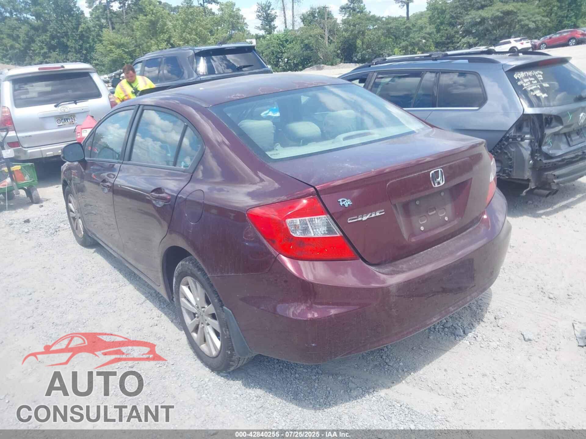 HONDA CIVIC 2012 - 2HGFB2F83CH572405