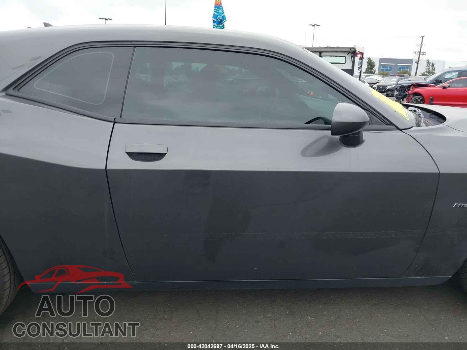 DODGE CHALLENGER 2015 - 2C3CDZAT5FH710566