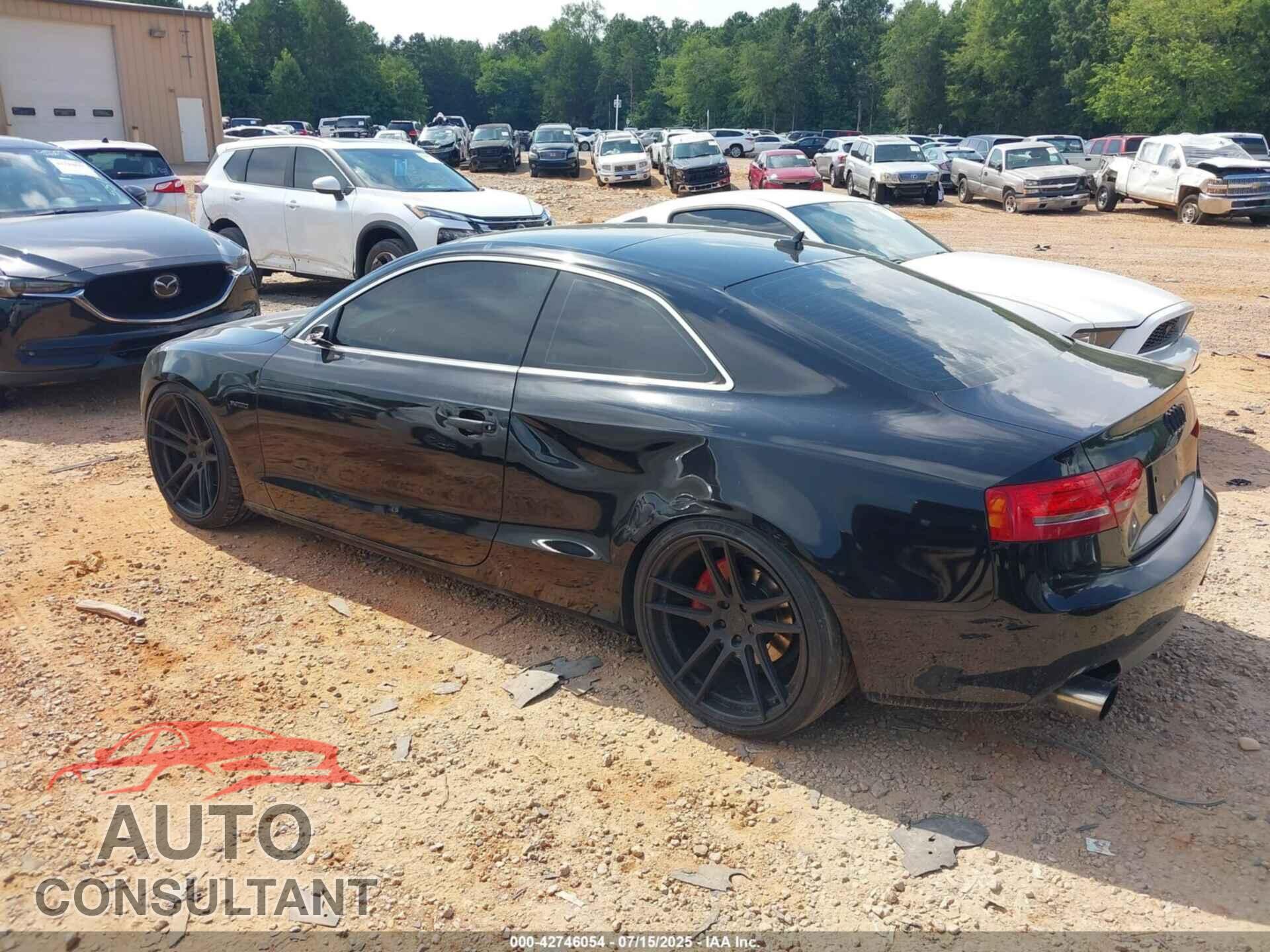 AUDI A5 2011 - WAULFAFR0BA080983