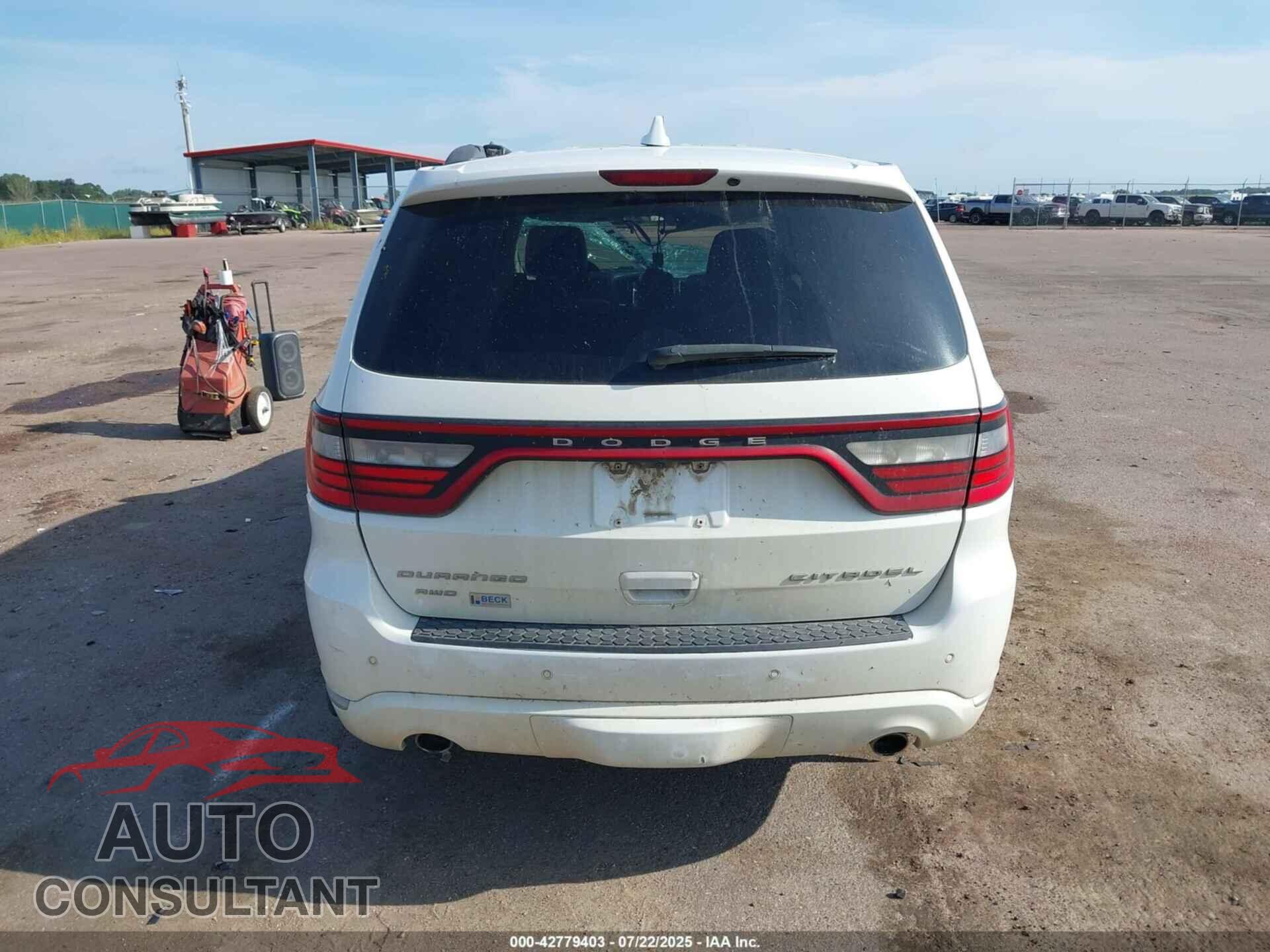 DODGE DURANGO 2017 - 1C4RDJEGXHC840031