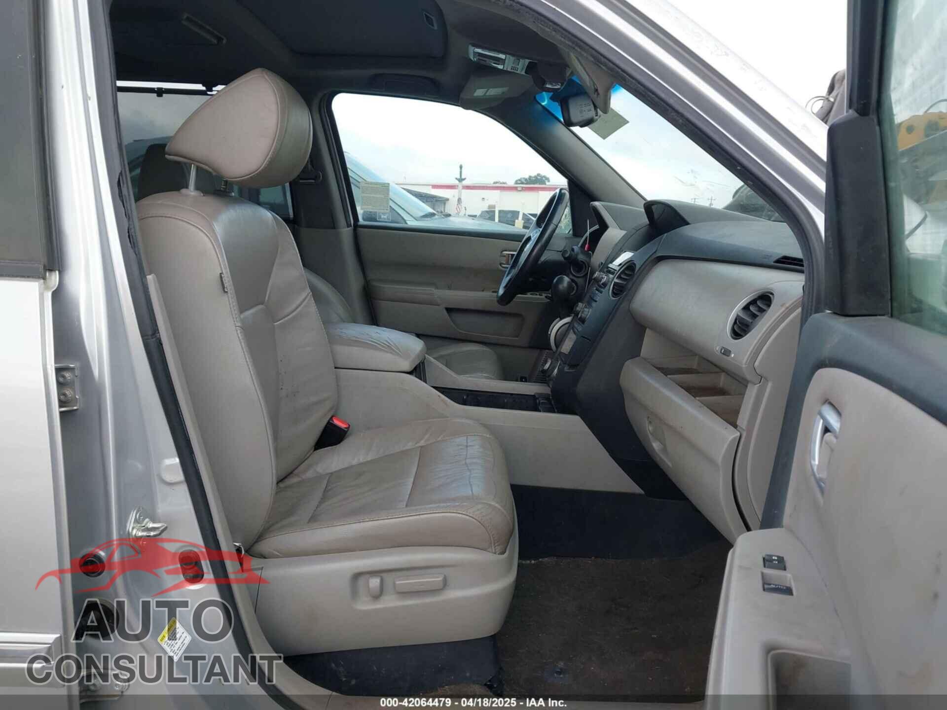 HONDA PILOT 2012 - 5FNYF4H93CB083697