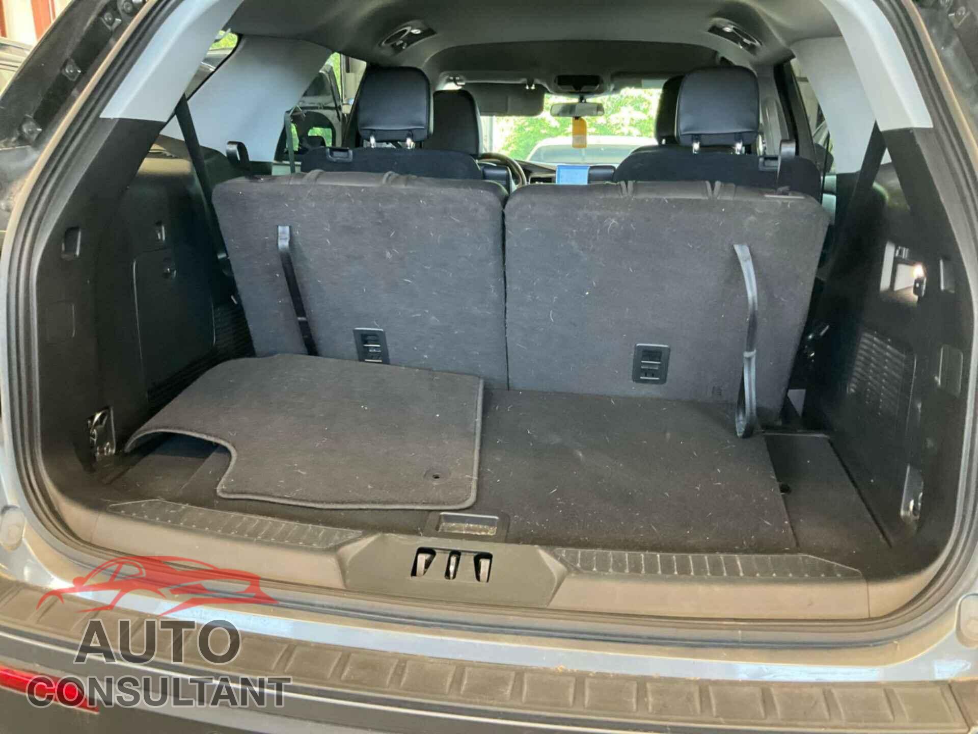 FORD EXPLORER 2021 - 1FMSK8DH8MGB35687