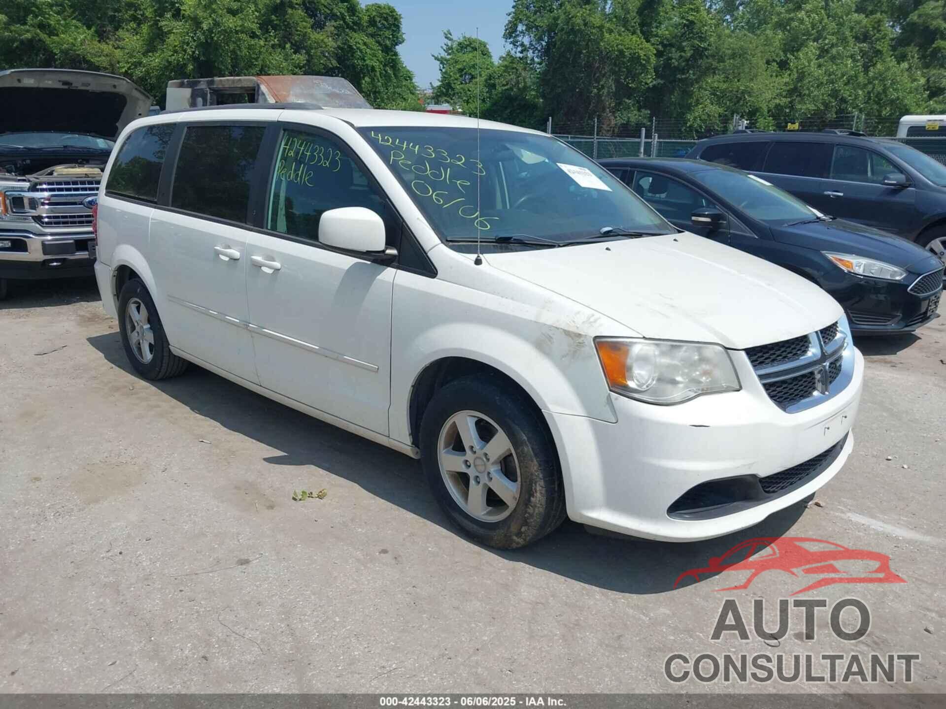 DODGE GRAND CARAVAN 2011 - 2D4RN3DG5BR731102