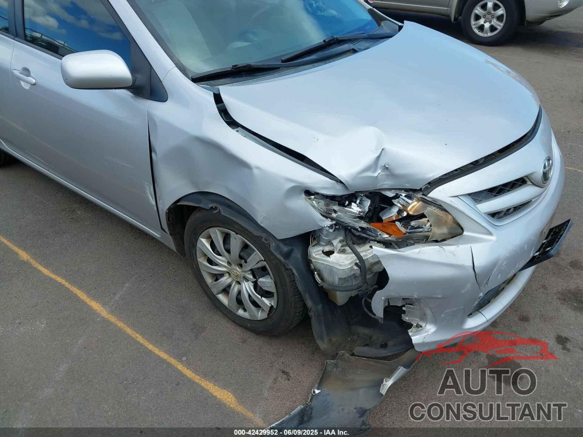 TOYOTA COROLLA 2012 - 2T1BU4EEXCC762979