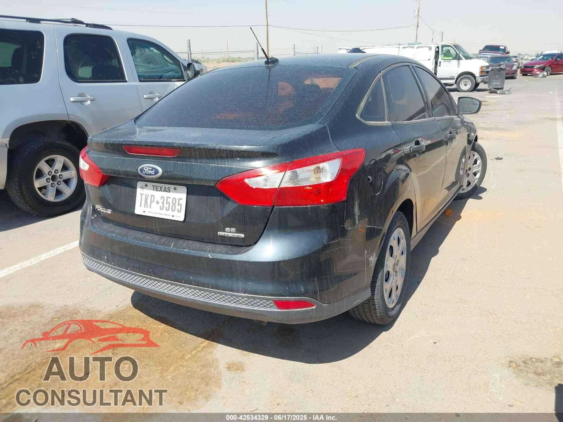 FORD FOCUS 2012 - 1FAHP3F23CL449397