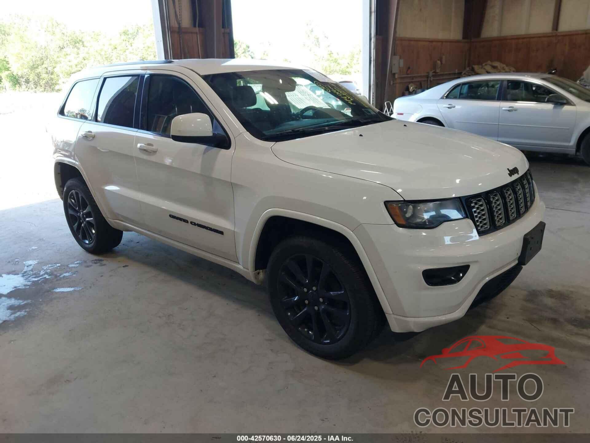 JEEP GRAND CHEROKEE 2018 - 1C4RJFAG3JC120894