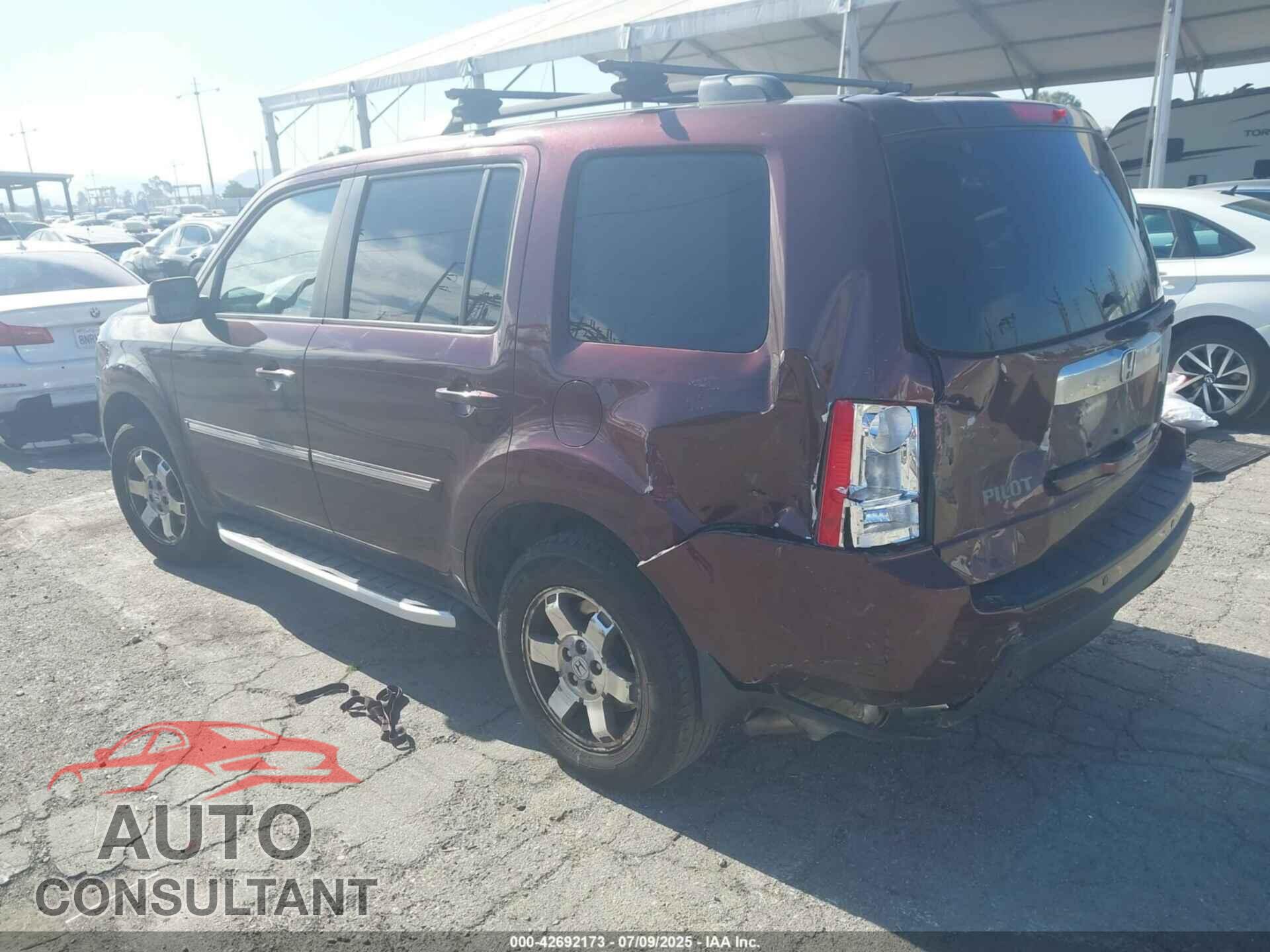 HONDA PILOT 2011 - 5FNYF4H97BB072586