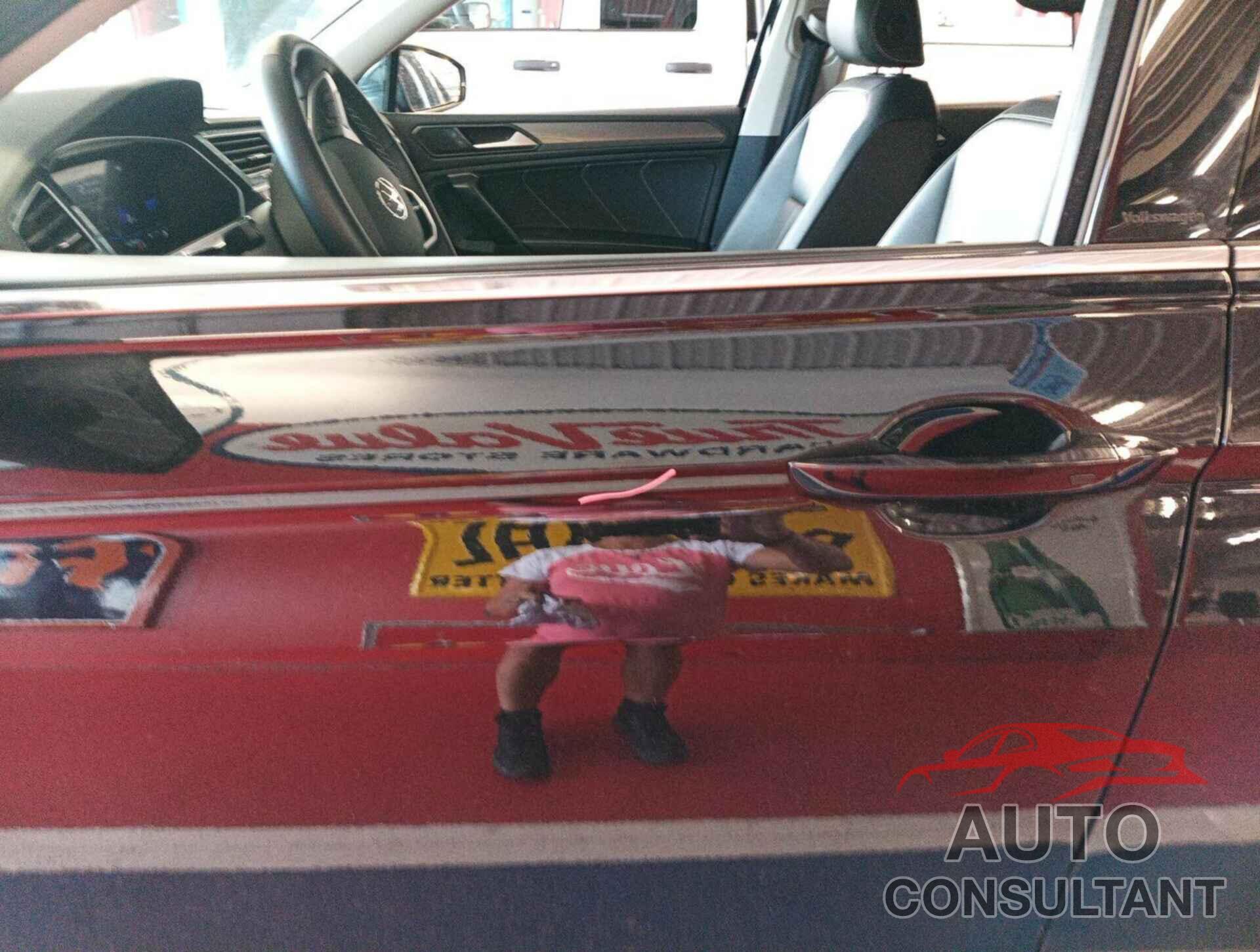 VOLKSWAGEN TIGUAN 2024 - 3VV3B7AX4RM088512