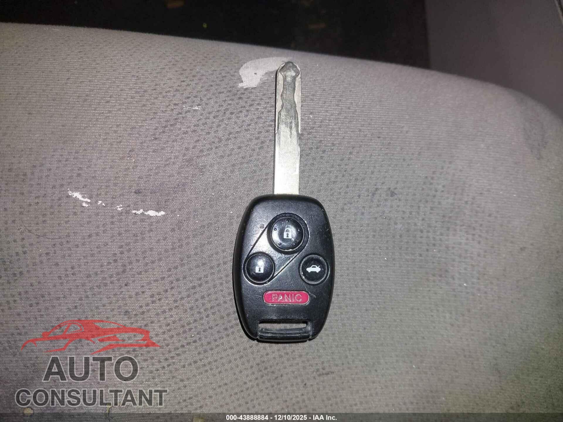 HONDA CIVIC 2013 - 2HGFB2F52DH563363
