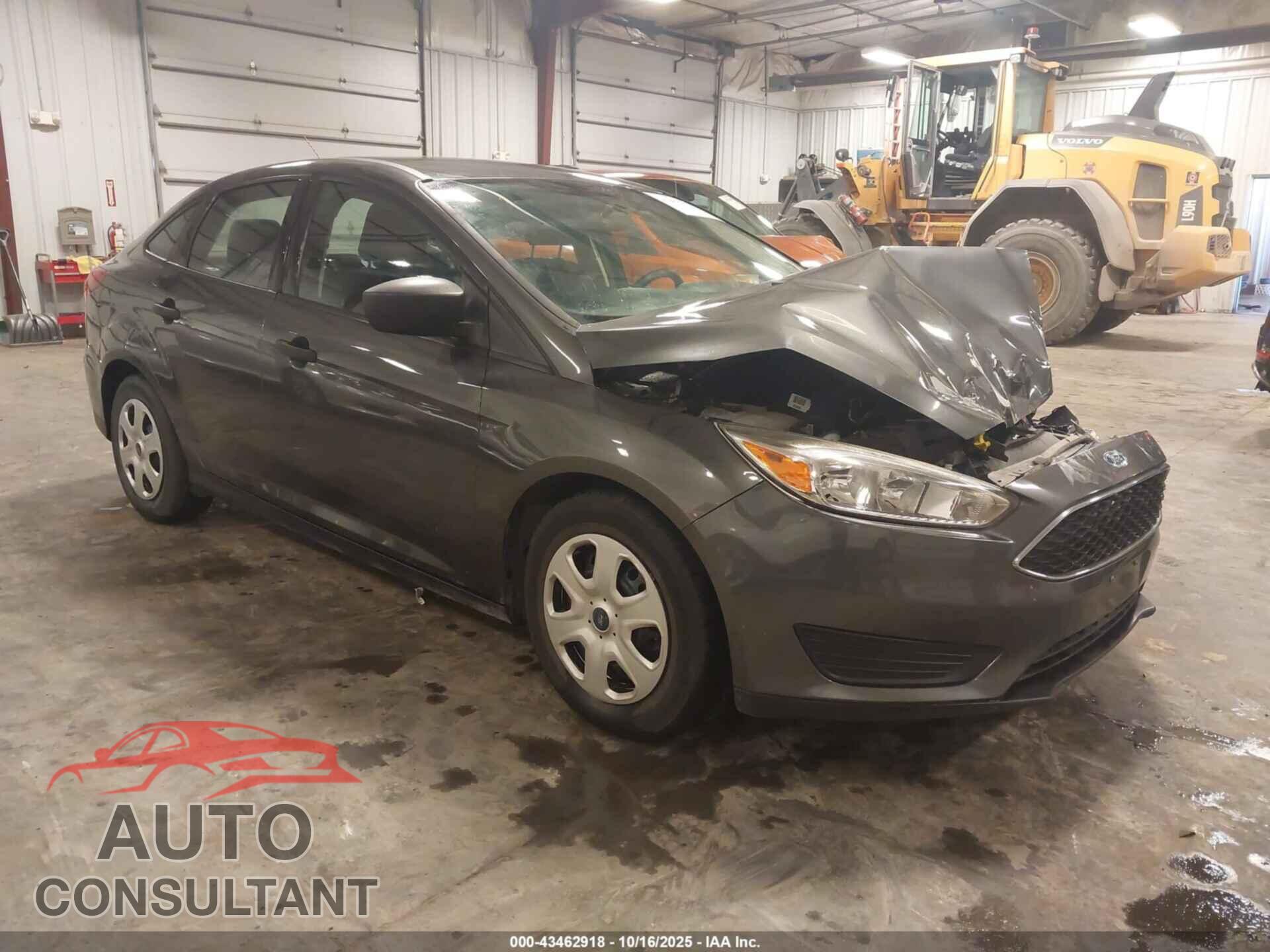 FORD FOCUS 2017 - 1FADP3E26HL314115