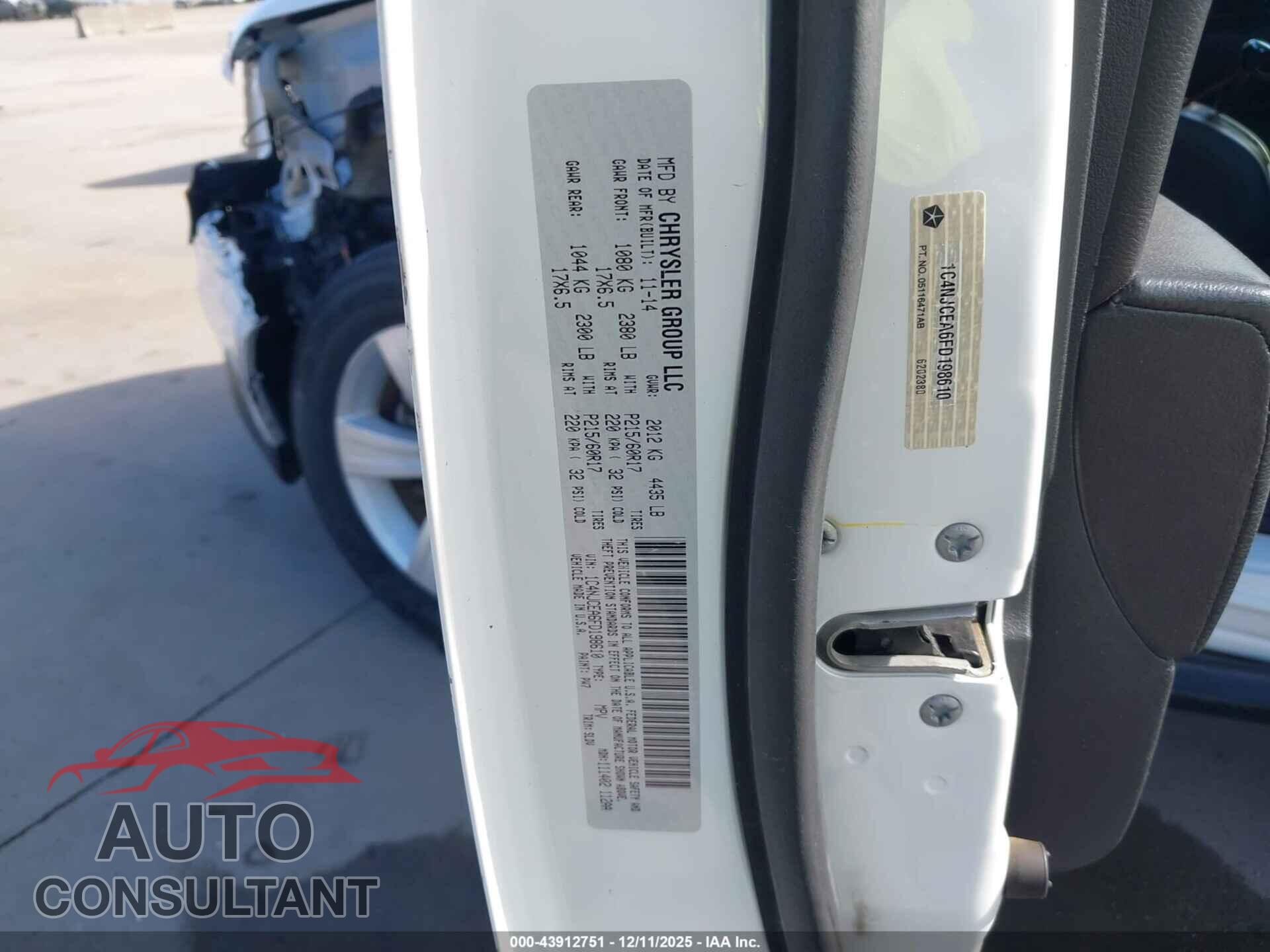 JEEP COMPASS 2015 - 1C4NJCEA6FD198610