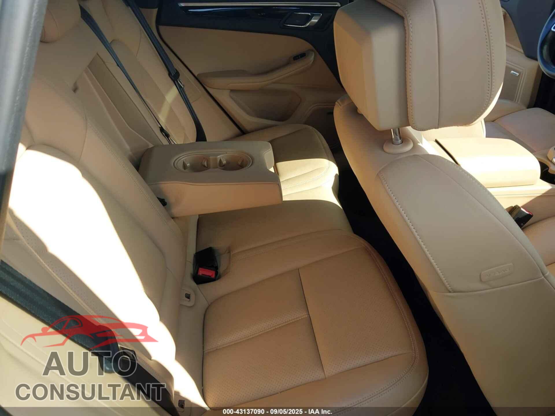 PORSCHE MACAN 2017 - WP1AB2A52HLB16488