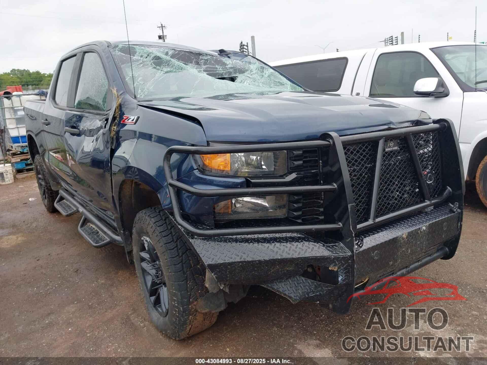 CHEVROLET SILVERADO 1500 2020 - 1GCPYCEF0LZ181137