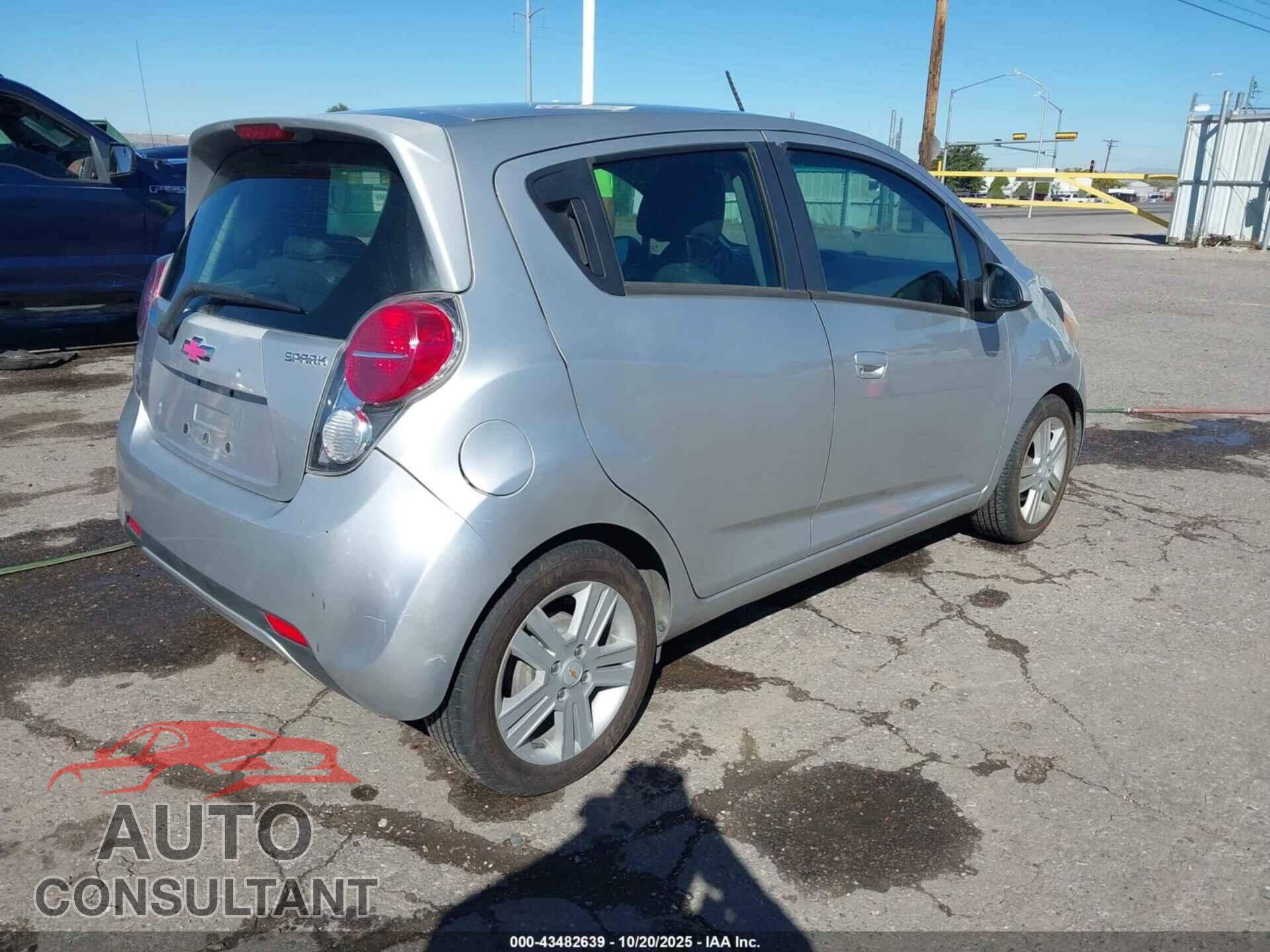 CHEVROLET SPARK 2015 - KL8CD6S97FC802433