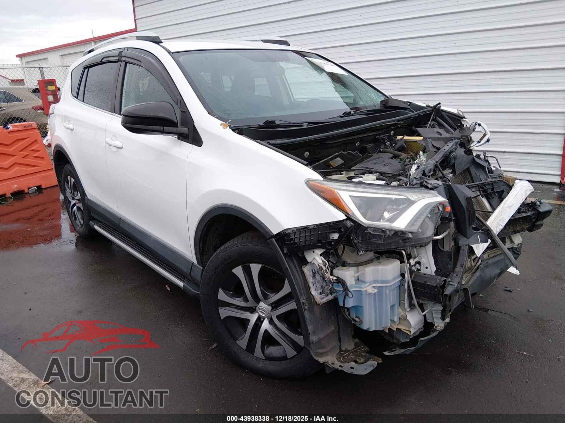 TOYOTA RAV4 2016 - 2T3BFREV7GW441663
