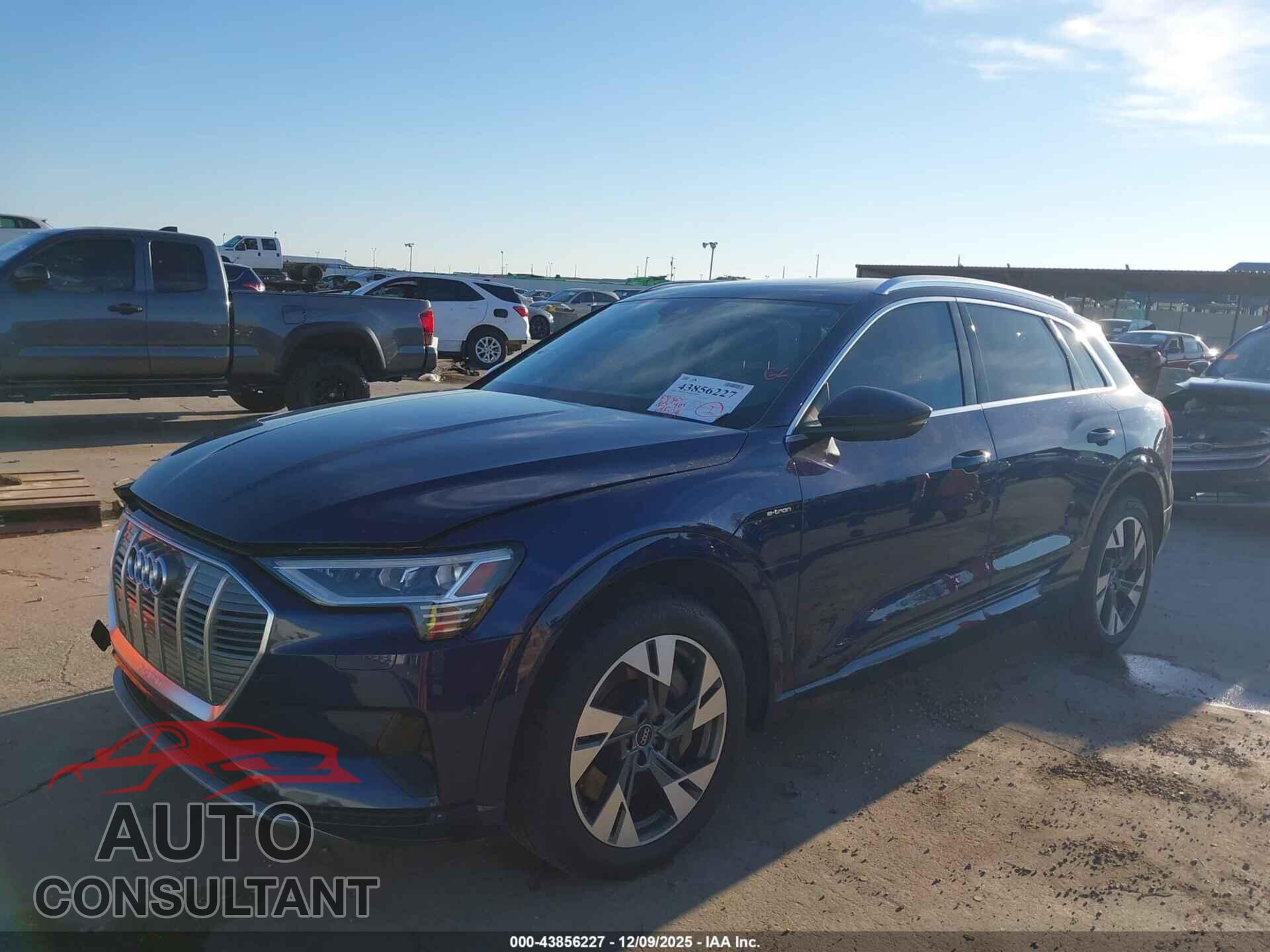 AUDI E-TRON 2021 - WA1LAAGE2MB016318