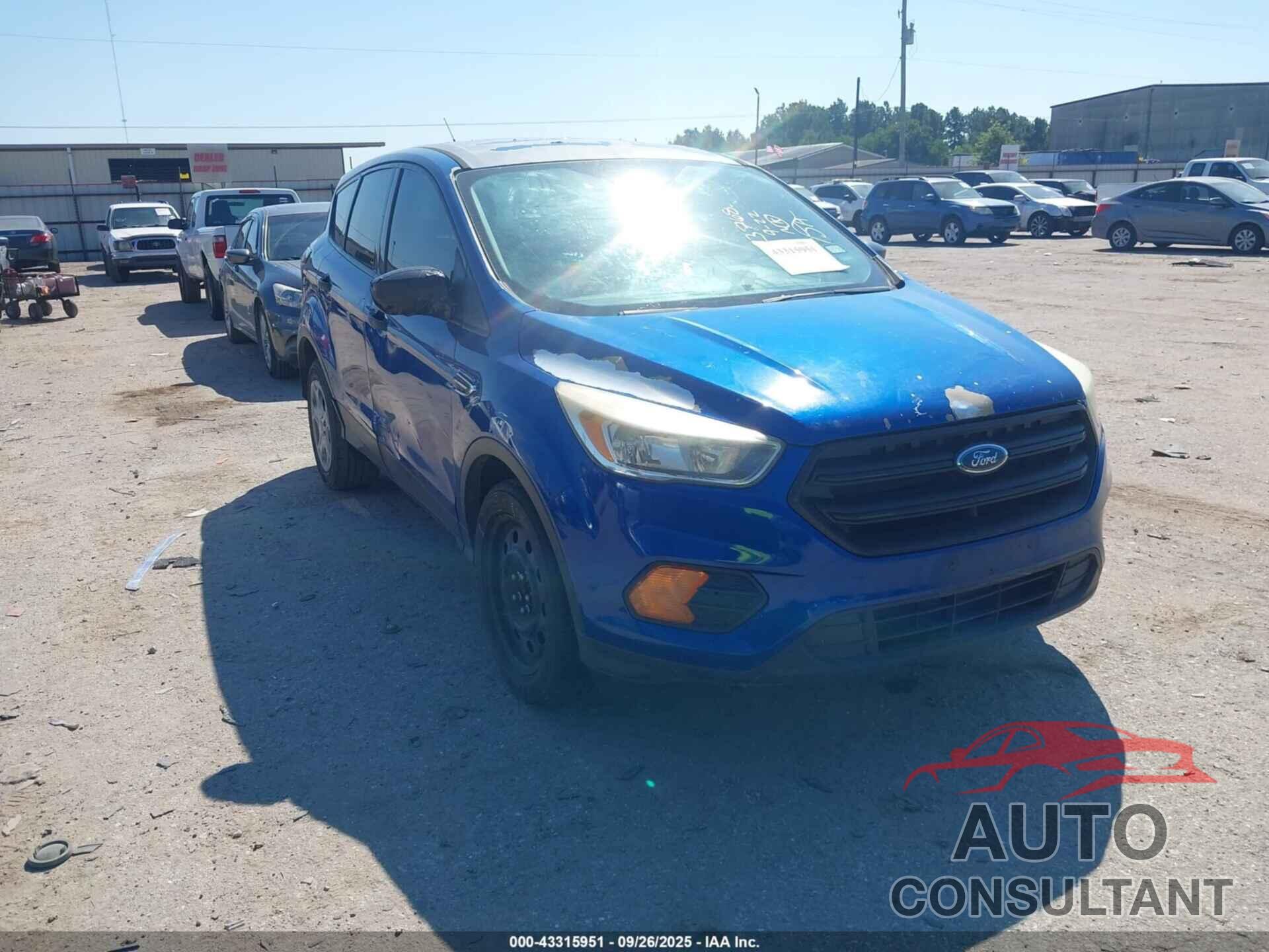 FORD ESCAPE 2017 - 1FMCU0F76HUE93768
